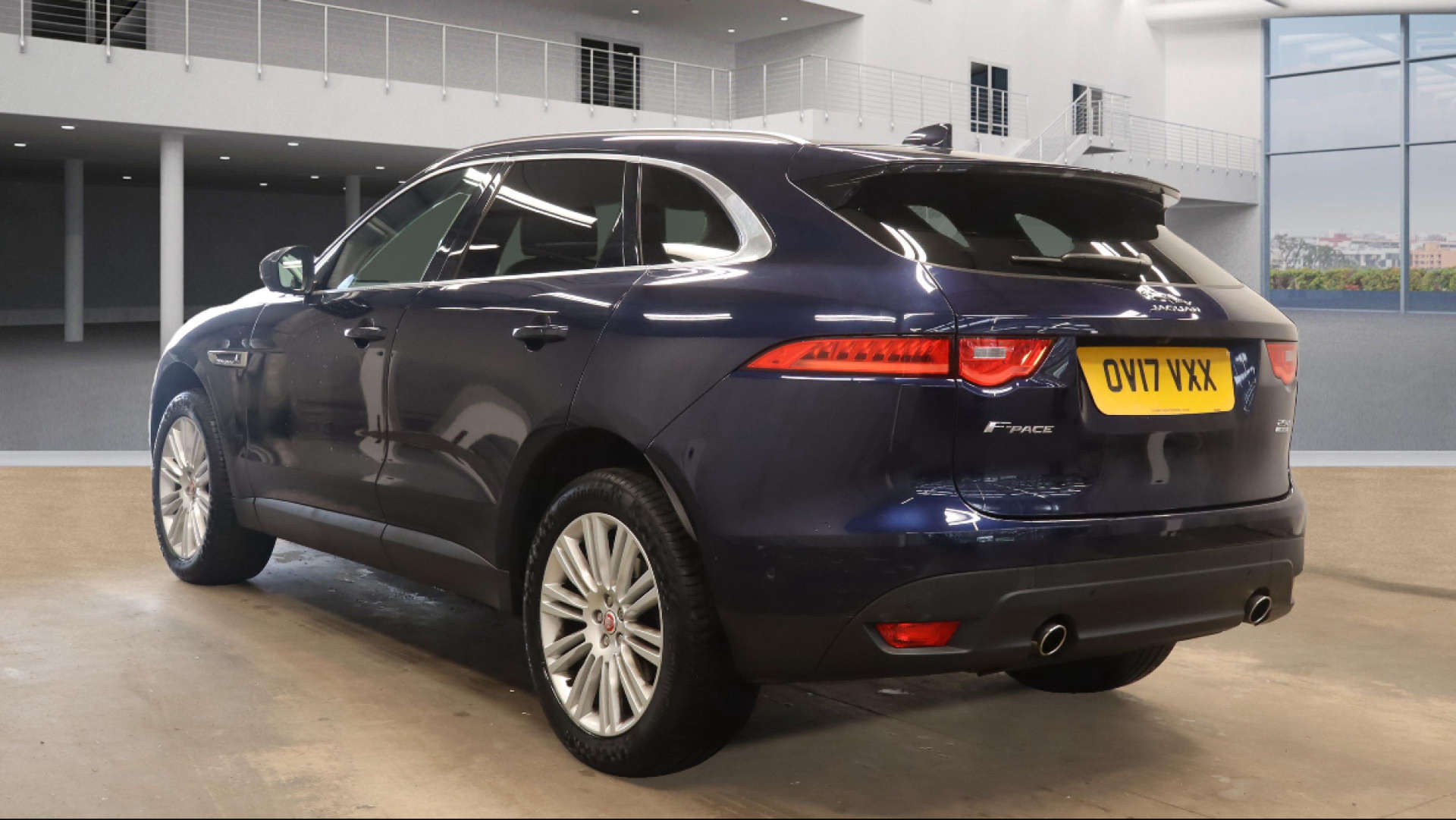 JAGUAR F-PACE 2.0 F-PACE Portfolio AWD D Auto 4WD 5dr #8