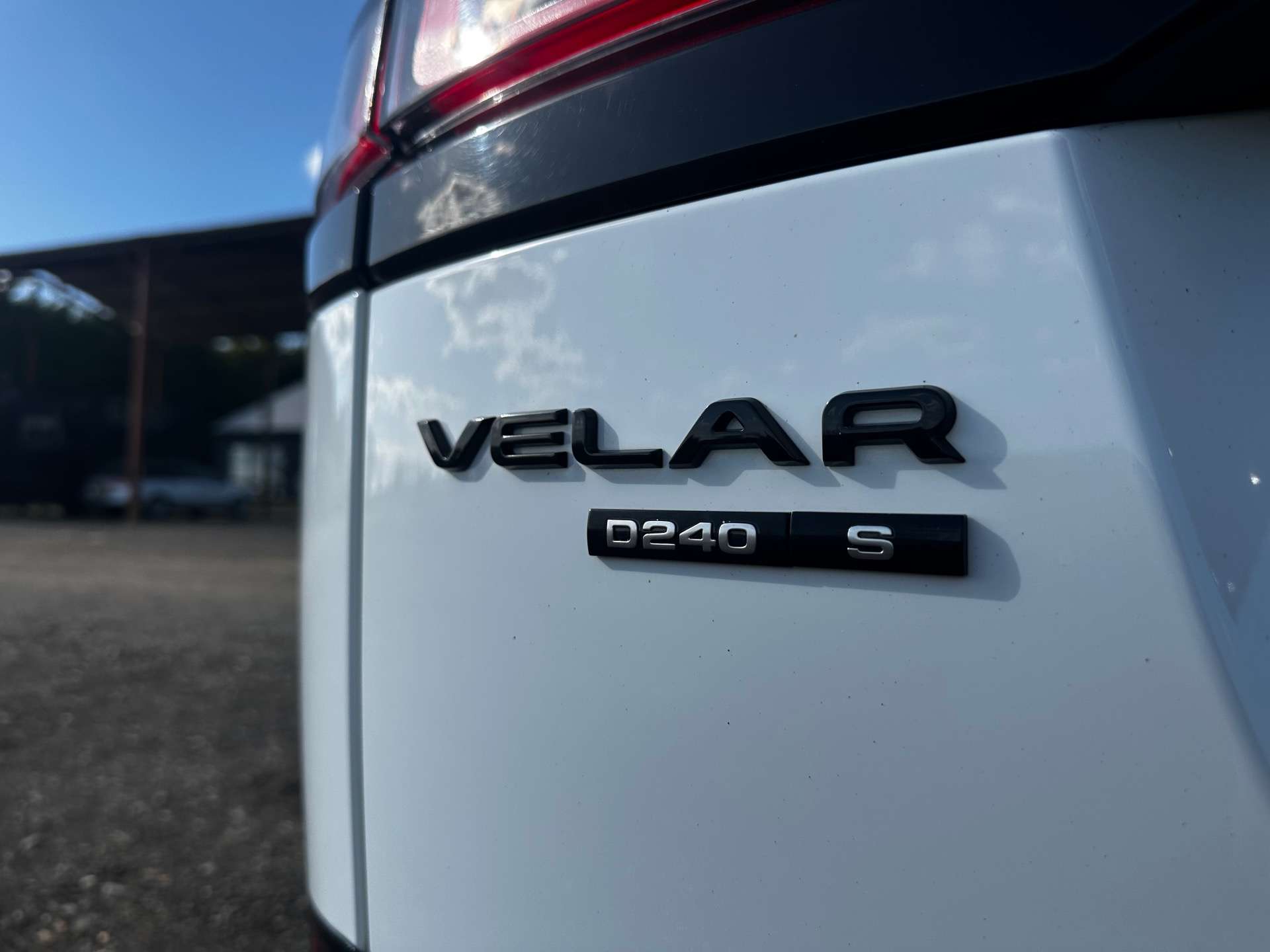LAND ROVER RANGE ROVER VELAR 2.0 Range Rover Velar R-Dynamic S D240 Auto 4WD 5dr #25