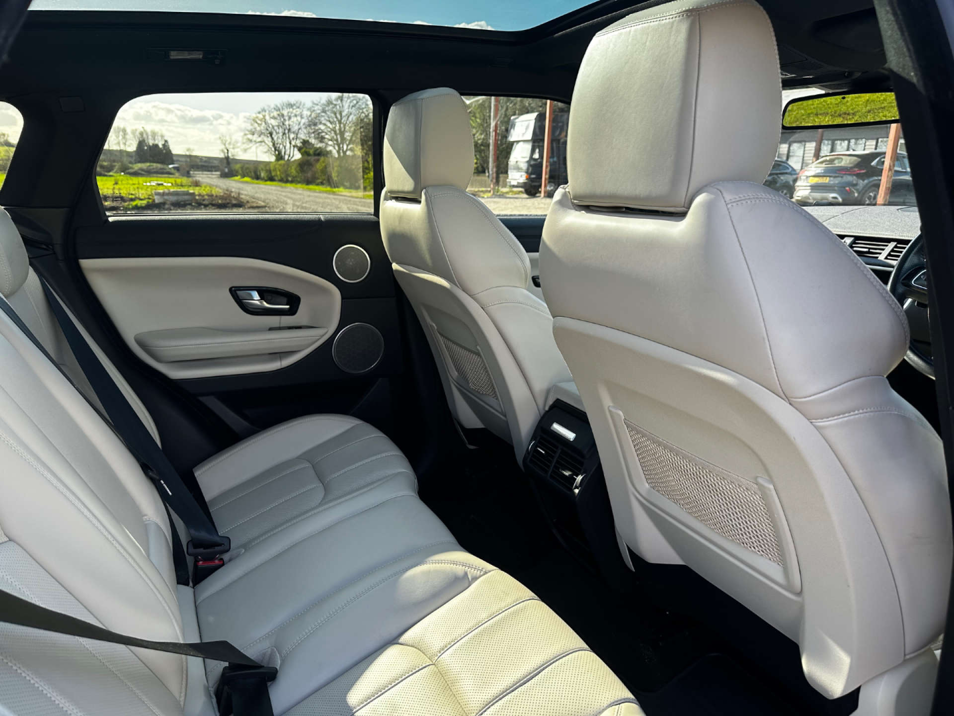 LAND ROVER RANGE ROVER EVOQUE 2.0 Range Rover Evoque HSE Dynamic Si4 290 Auto 4WD 5dr #32