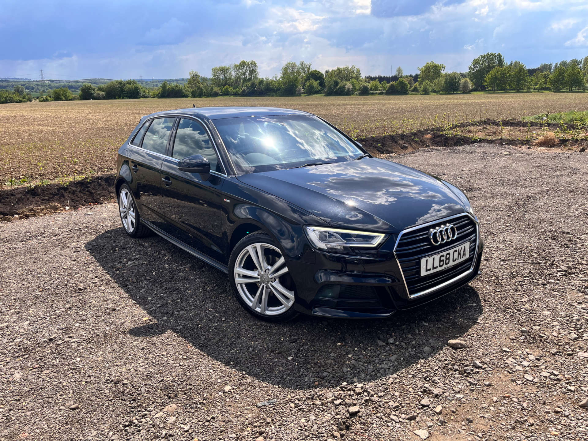 AUDI A3 1.5 A3 Sportback 35 TFSI S Line Semi-Auto 5dr #11