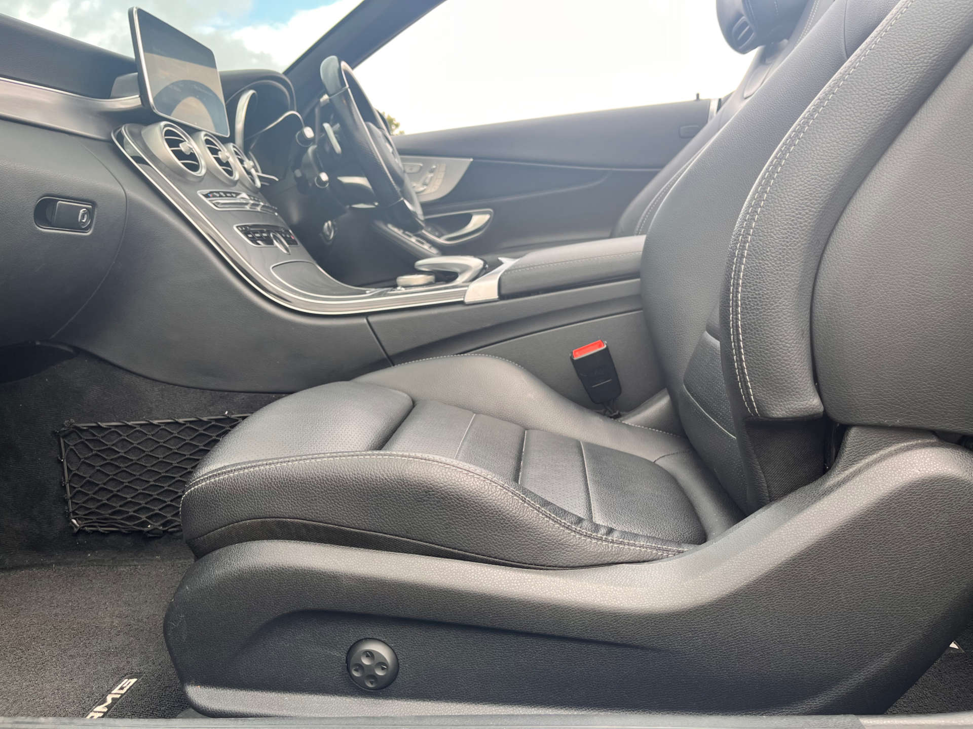 MERCEDES-BENZ C-CLASS 2.0 C 300 AMG Line Premium+ Auto 2dr #32
