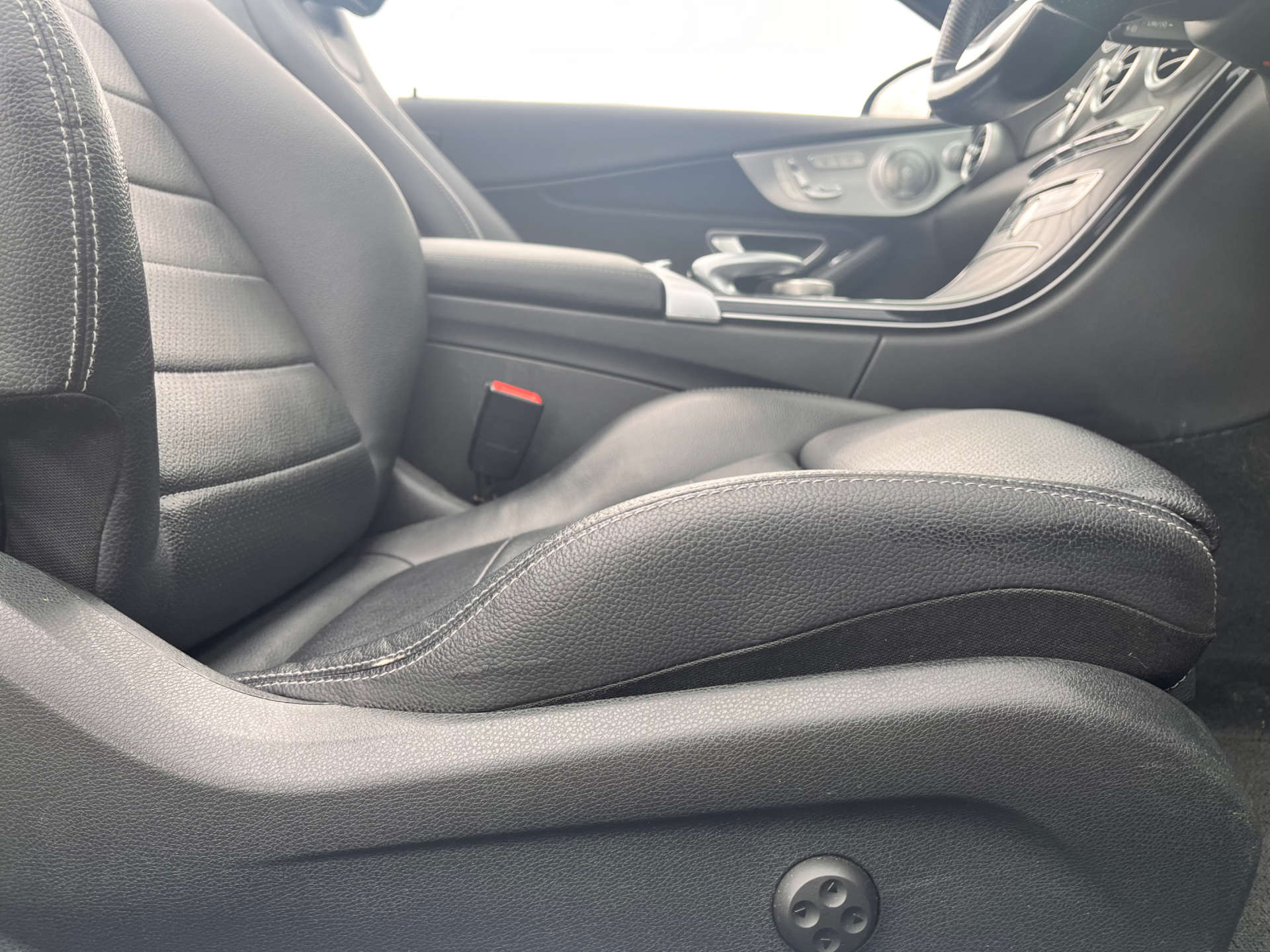 MERCEDES-BENZ C-CLASS 2.0 C 300 AMG Line Premium+ Auto 2dr #43