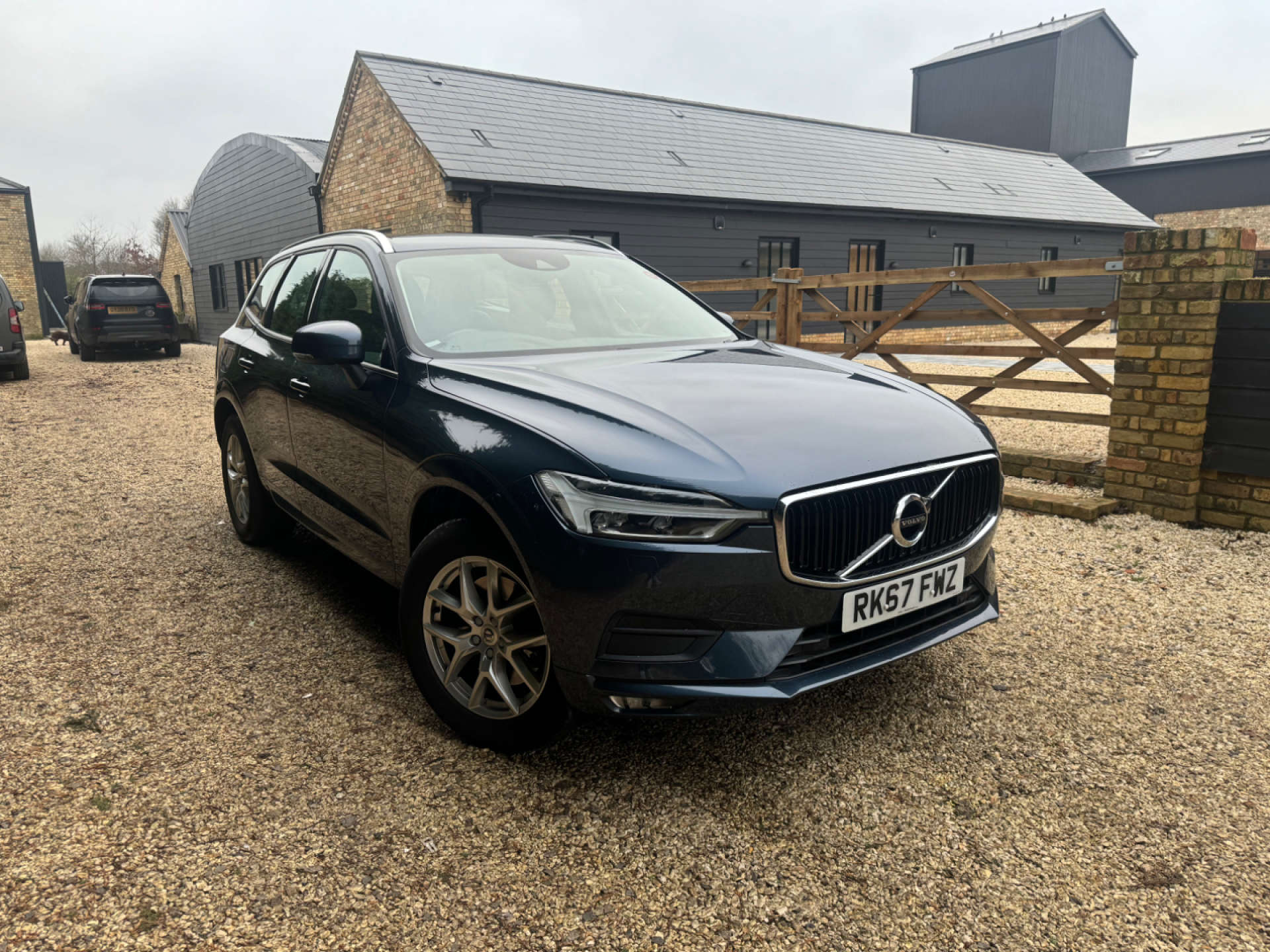 VOLVO XC60 2.0 XC60 Momentum Pro D4 AWD Auto 4WD 5dr #25