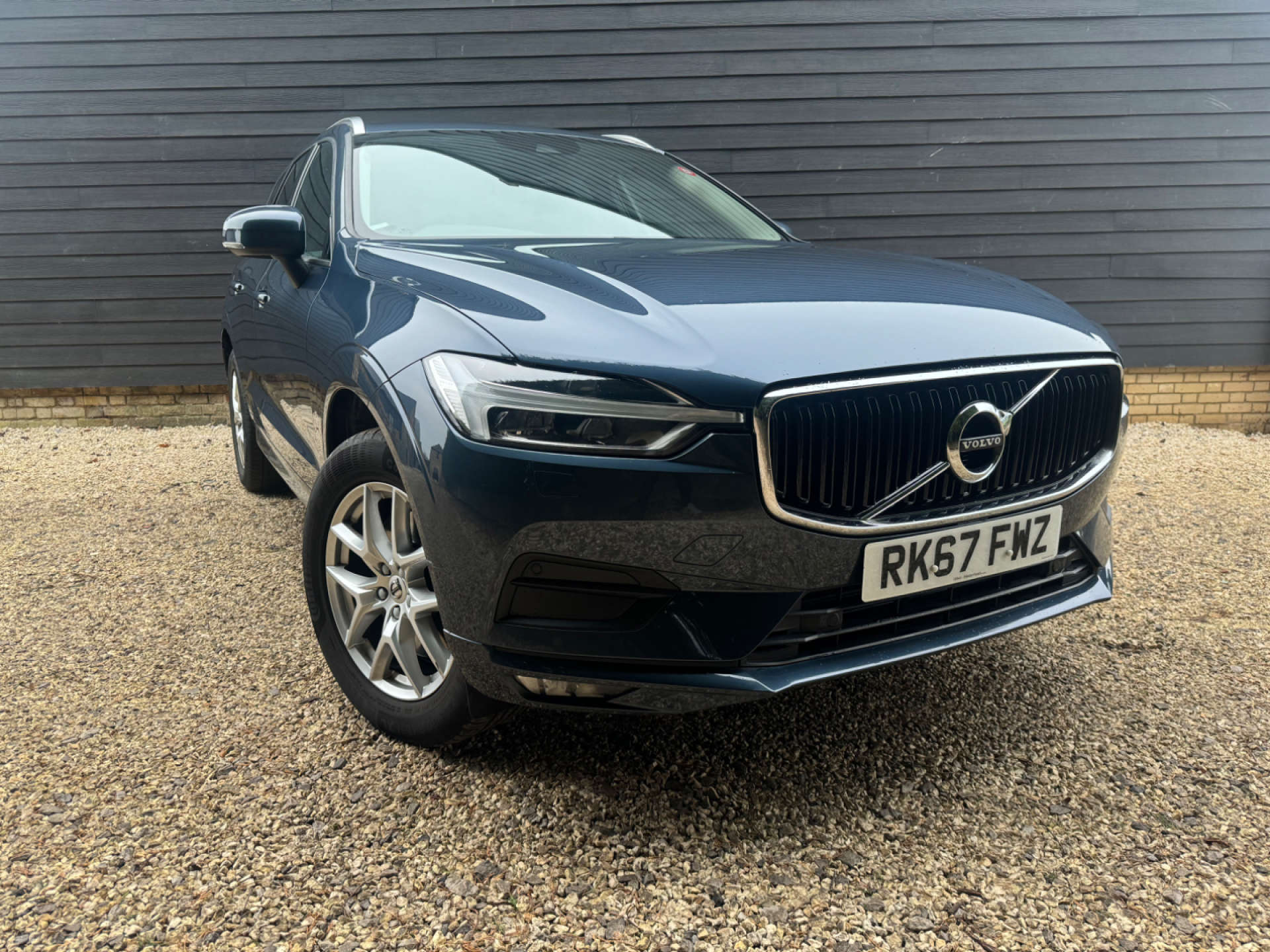 VOLVO XC60 2.0 XC60 Momentum Pro D4 AWD Auto 4WD 5dr #34