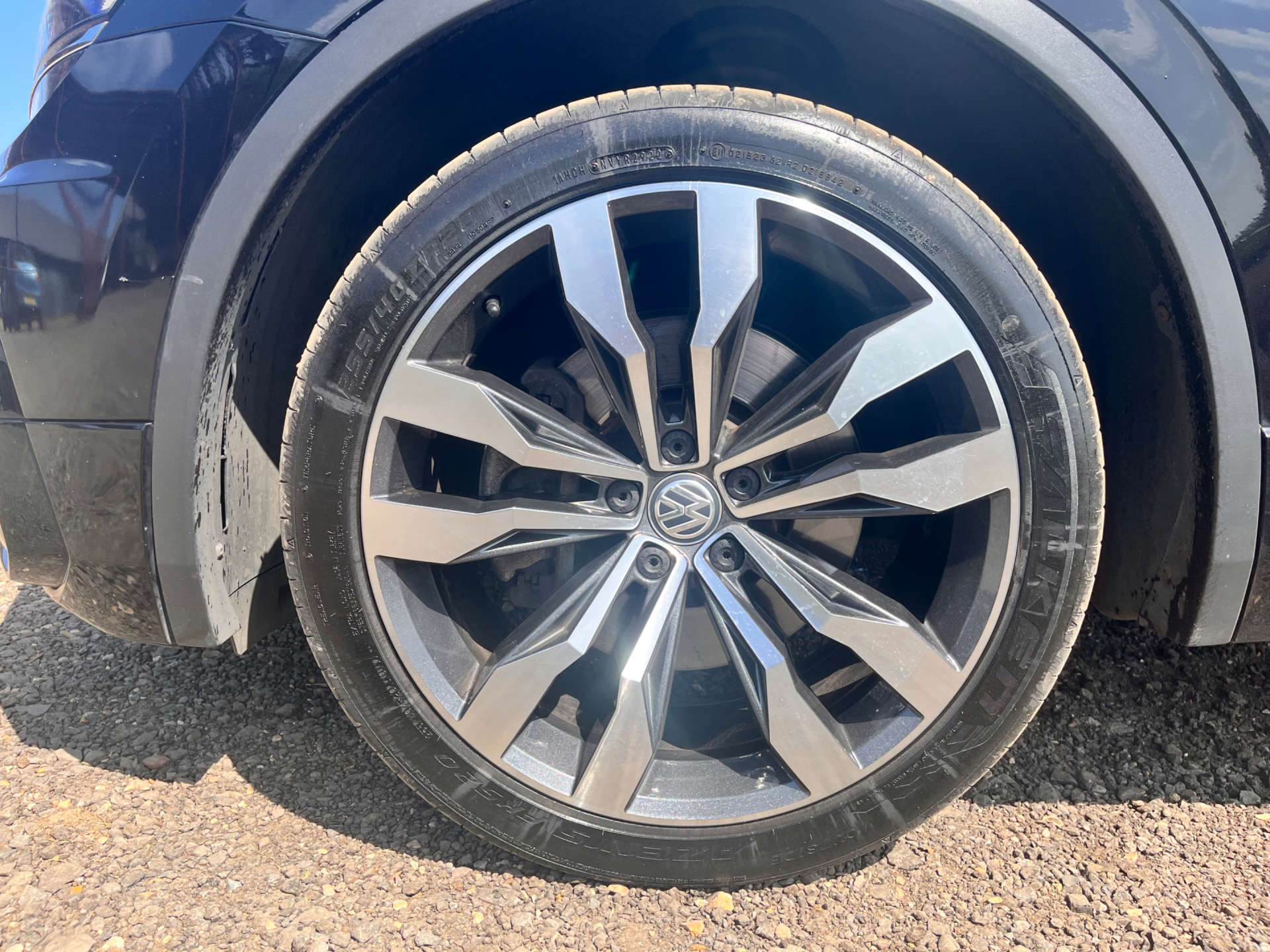 VOLKSWAGEN TIGUAN 2.0 Tiguan R-Line TSi BlueMotion Technology 4Motion Semi-Auto 4WD 5dr #22