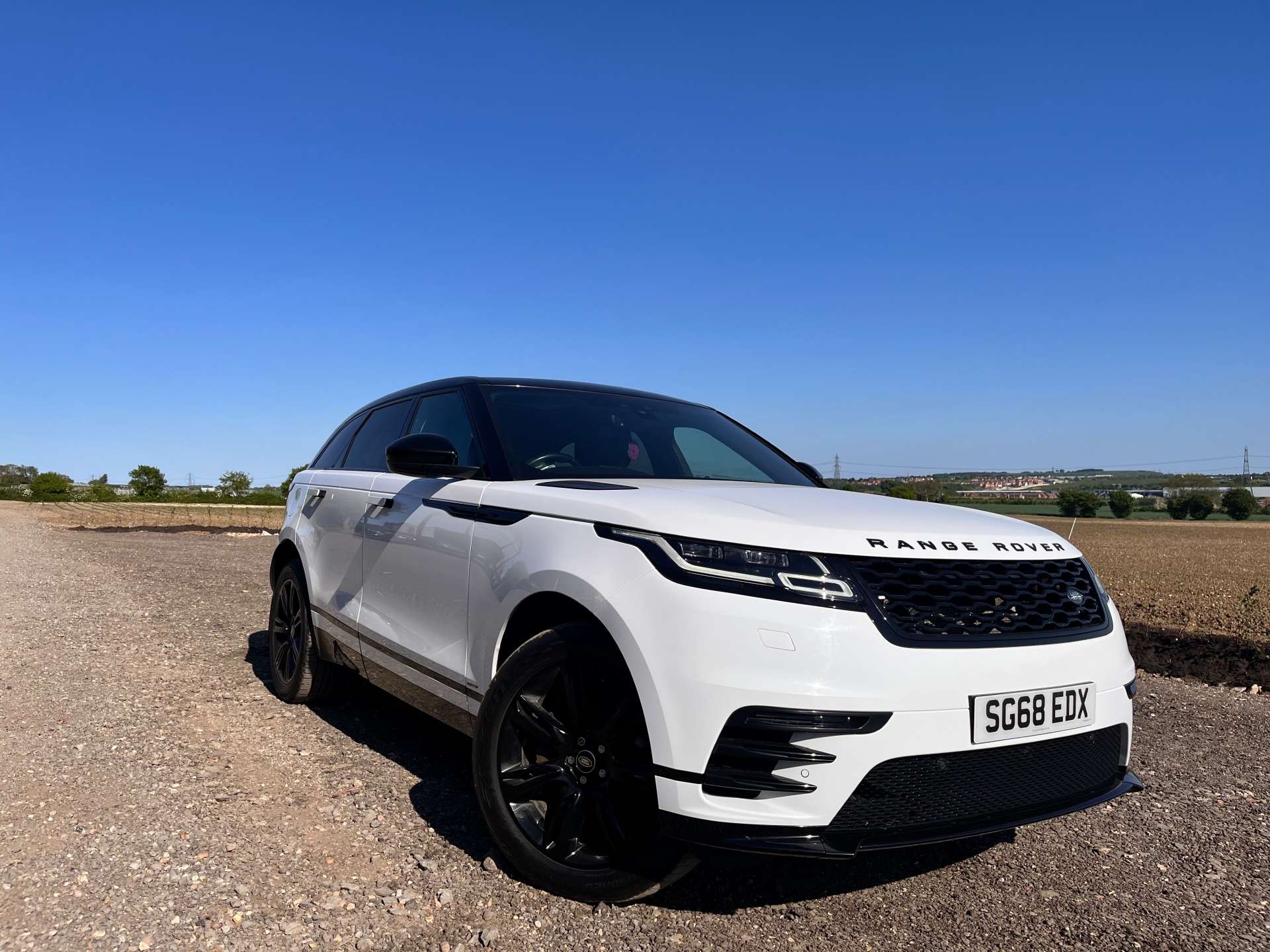 LAND ROVER RANGE ROVER VELAR 2.0 Range Rover Velar R-Dynamic S D240 Auto 4WD 5dr #7