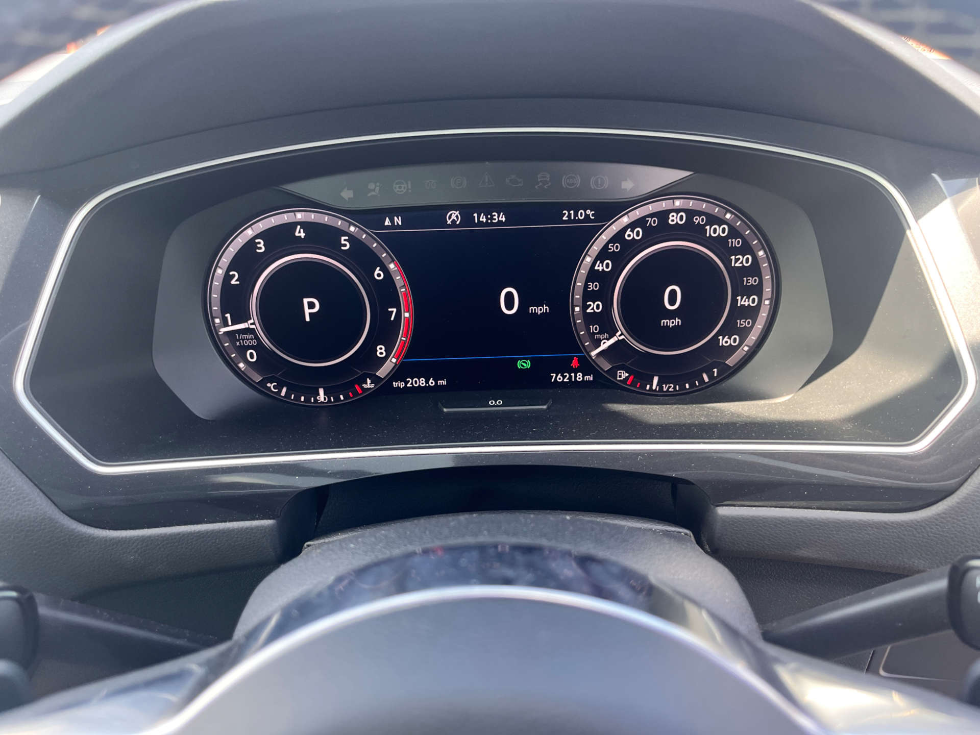 VOLKSWAGEN TIGUAN 2.0 Tiguan R-Line TSi BlueMotion Technology 4Motion Semi-Auto 4WD 5dr #47