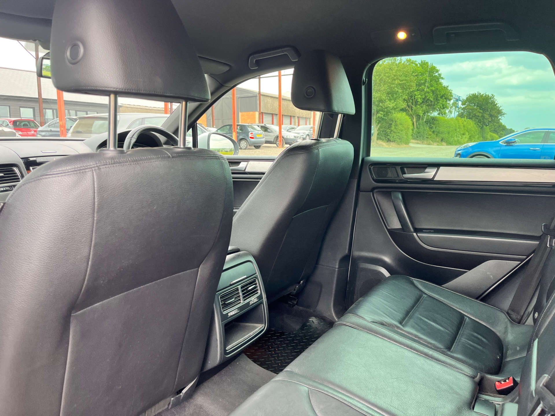 VOLKSWAGEN TOUAREG 3.0 Touareg V6 Altitude TDI BlueMotion Technology Auto 4WD 5dr #28