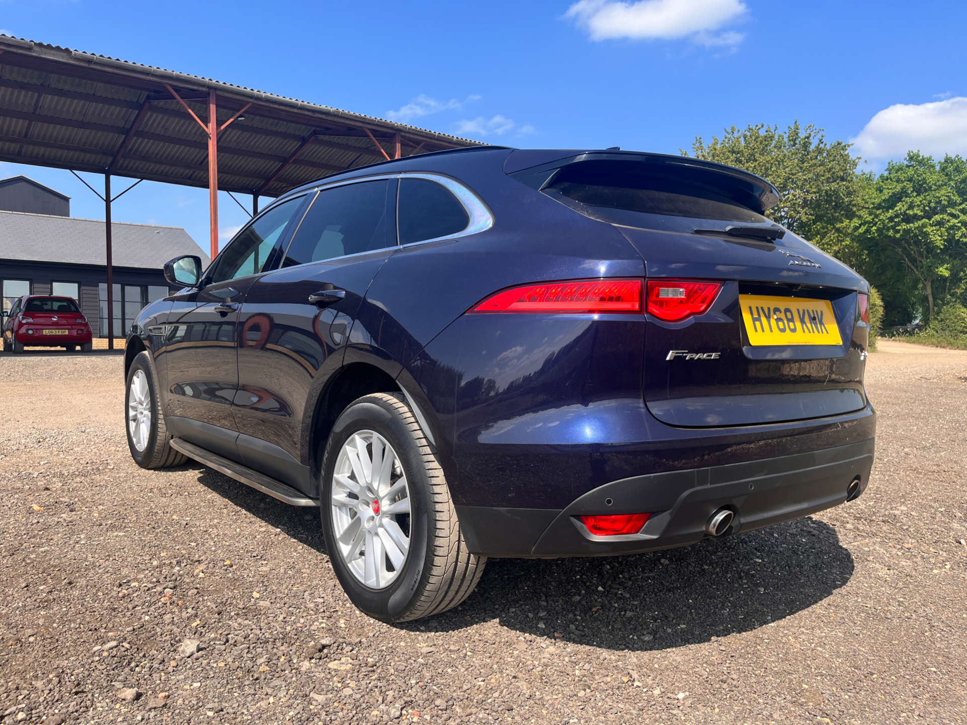 JAGUAR F-PACE 2.0 F-PACE Portfolio AWD Auto 4WD 5dr #11