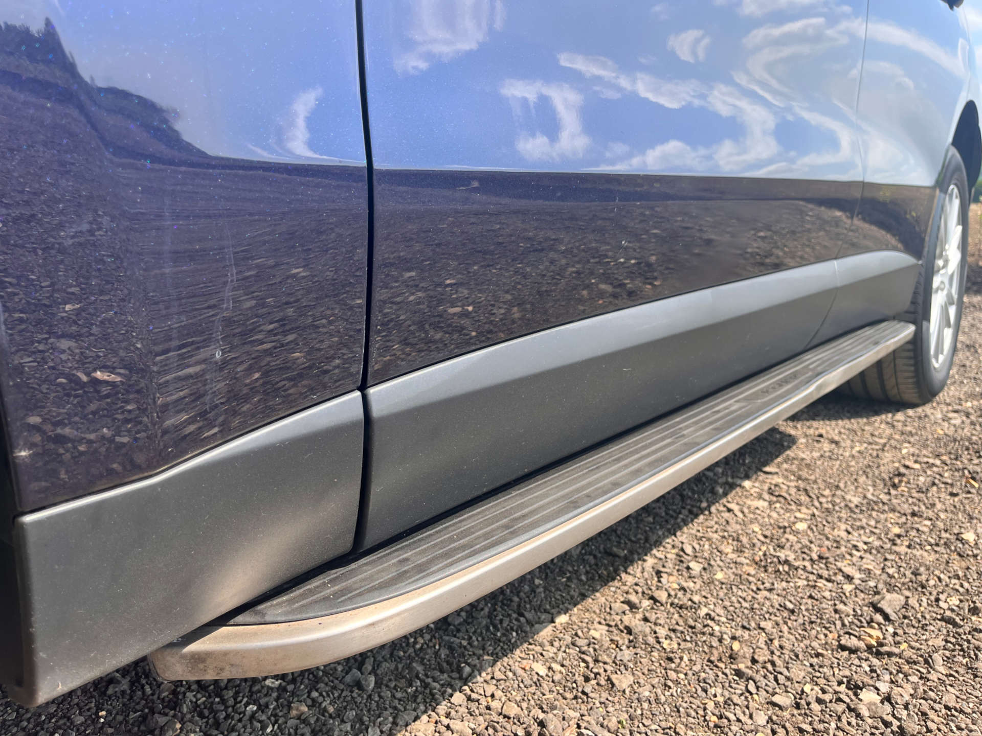 JAGUAR F-PACE 2.0 F-PACE Portfolio AWD Auto 4WD 5dr #22