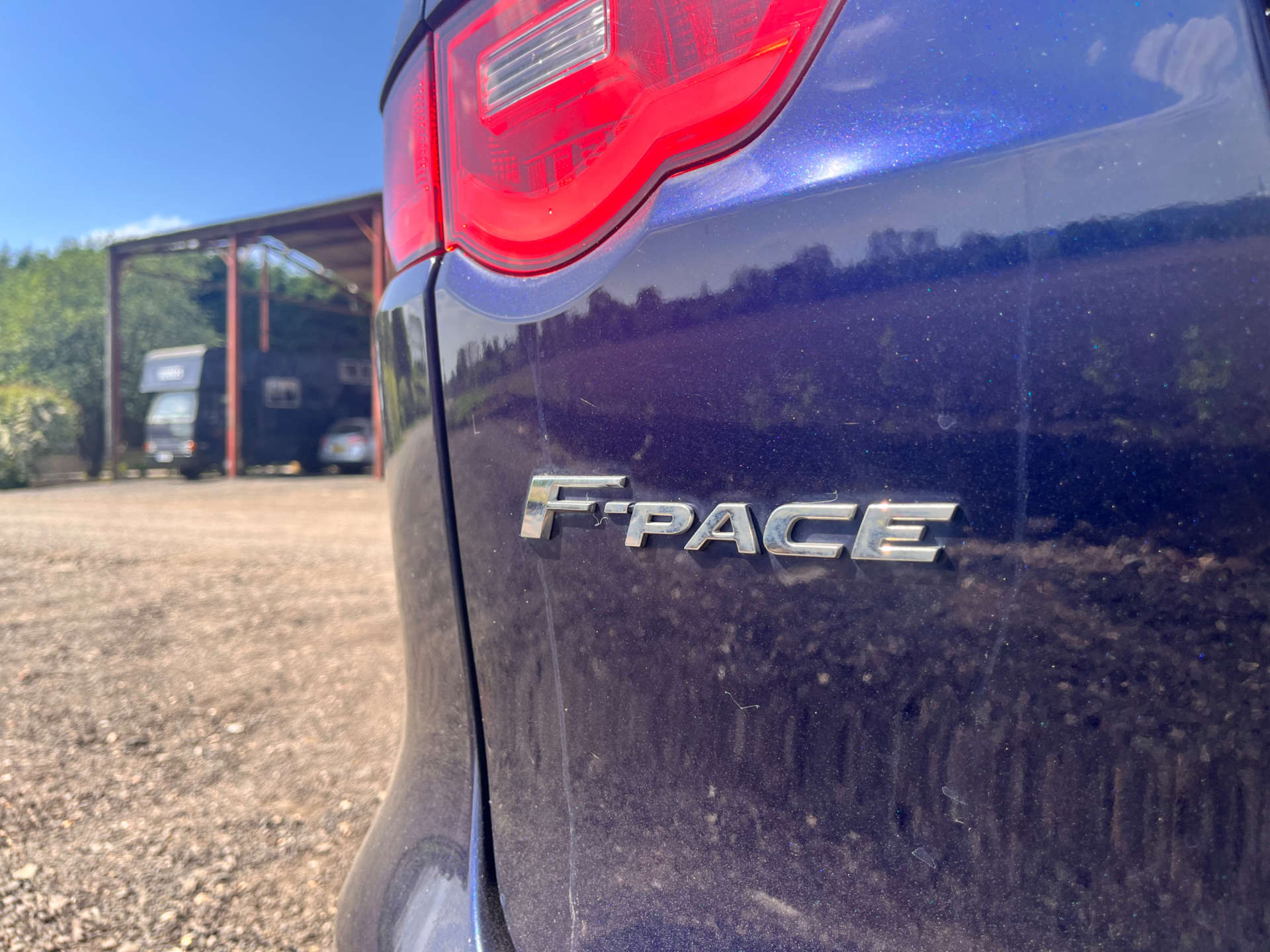 JAGUAR F-PACE 2.0 F-PACE Portfolio AWD Auto 4WD 5dr #24