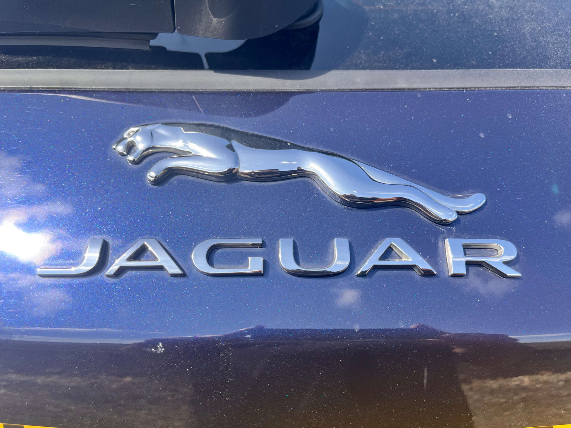 JAGUAR F-PACE 2.0 F-PACE Portfolio AWD Auto 4WD 5dr #25
