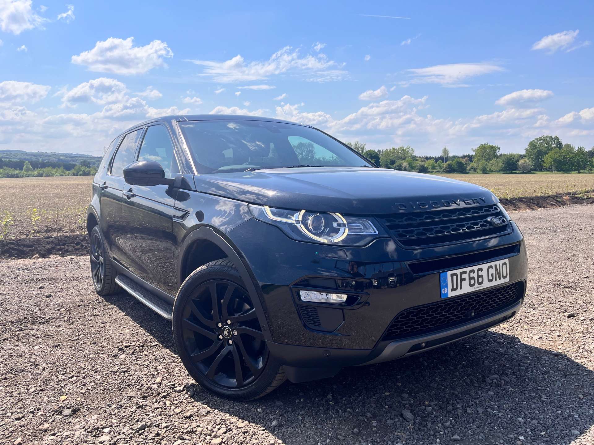 LAND ROVER DISCOVERY SPORT 2.0 Discovery Sport Black HSE TD4 Auto 4WD 5dr #6