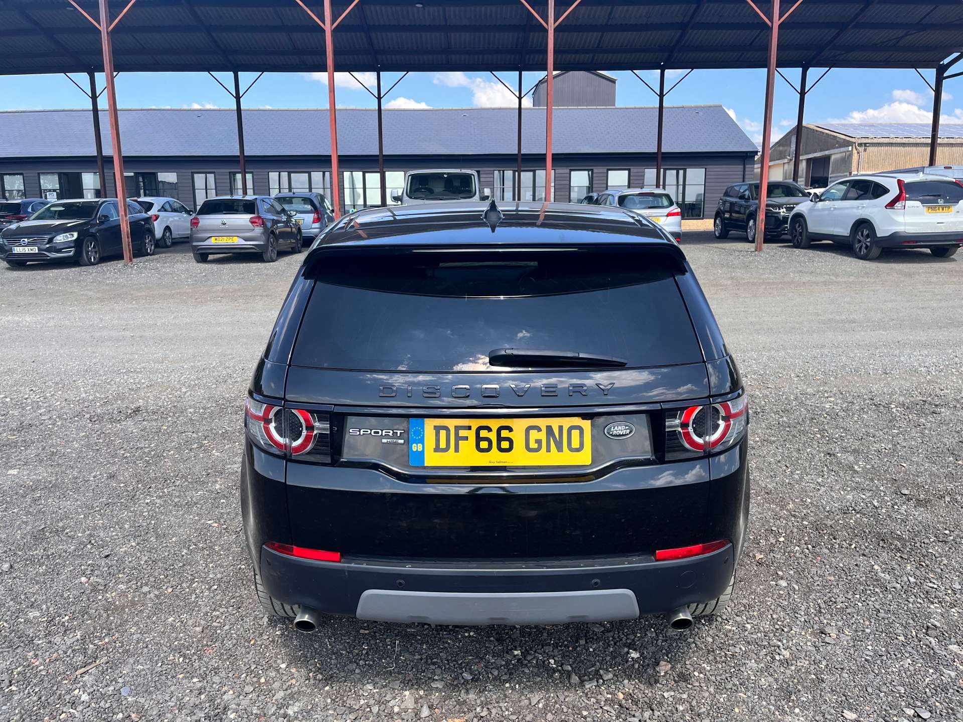 LAND ROVER DISCOVERY SPORT 2.0 Discovery Sport Black HSE TD4 Auto 4WD 5dr #14