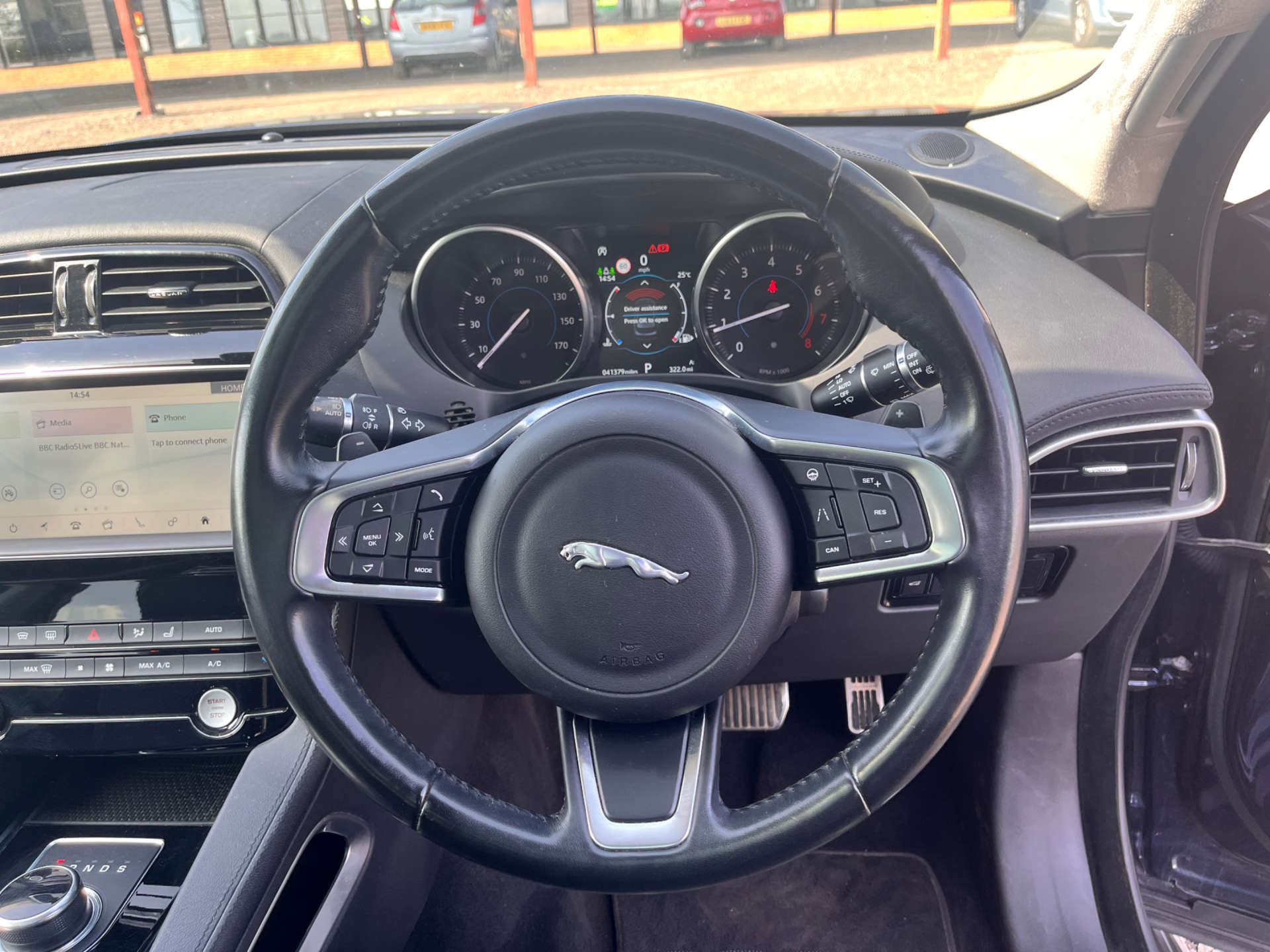 JAGUAR F-PACE 2.0 F-PACE Portfolio AWD Auto 4WD 5dr #50