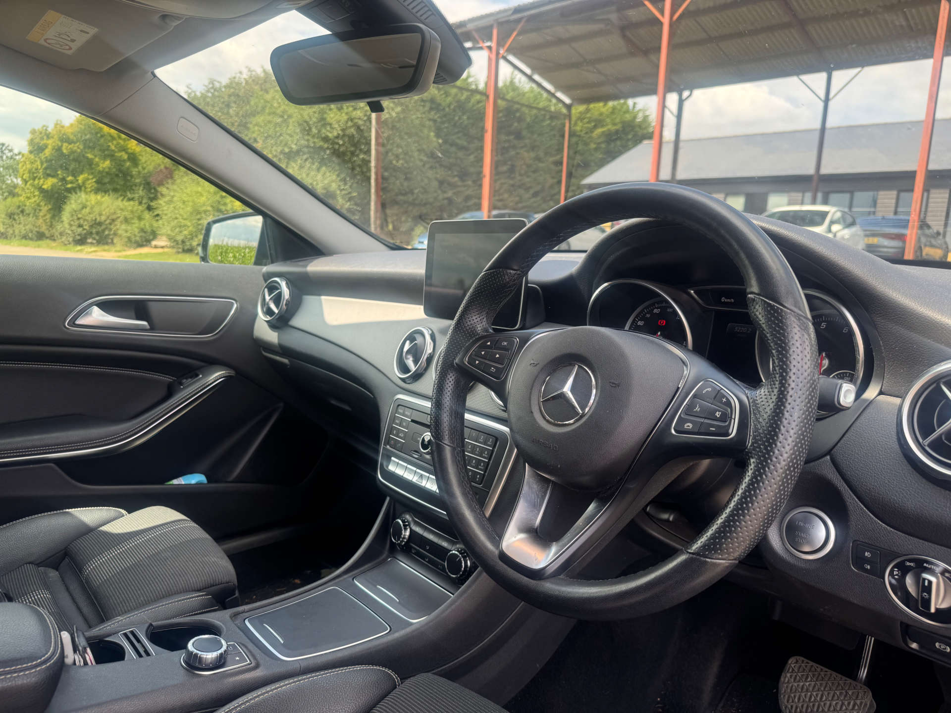 MERCEDES-BENZ GLA 1.6 GLA 180 Urban Edition Auto 5dr #15