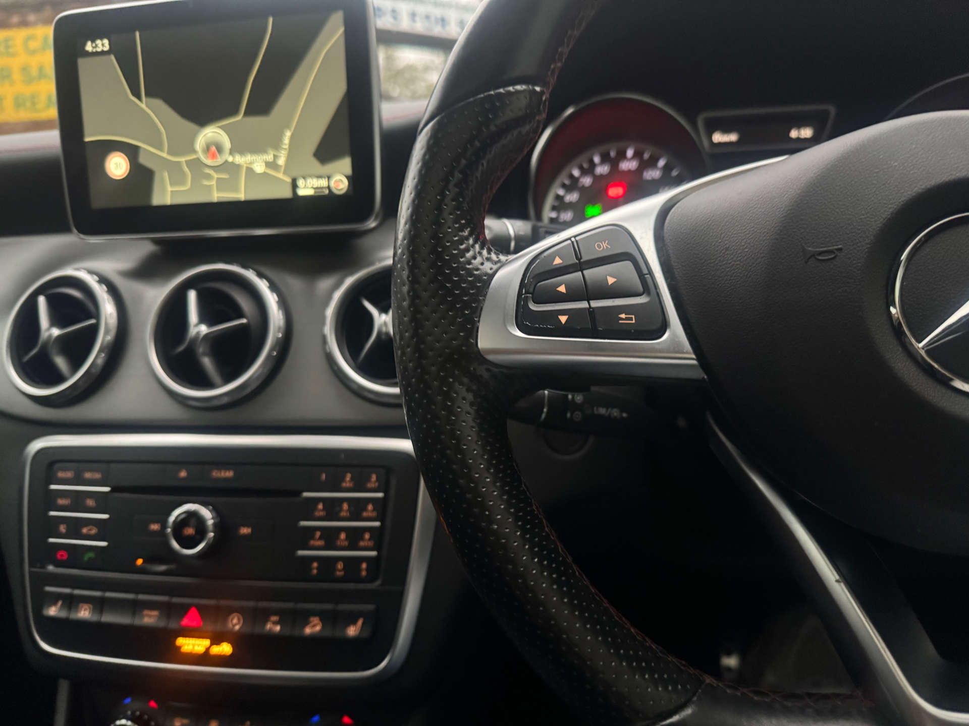 MERCEDES-BENZ GLA 2.0 GLA 250 4Matic AMG Line Premium+ Auto 4WD 5dr #14