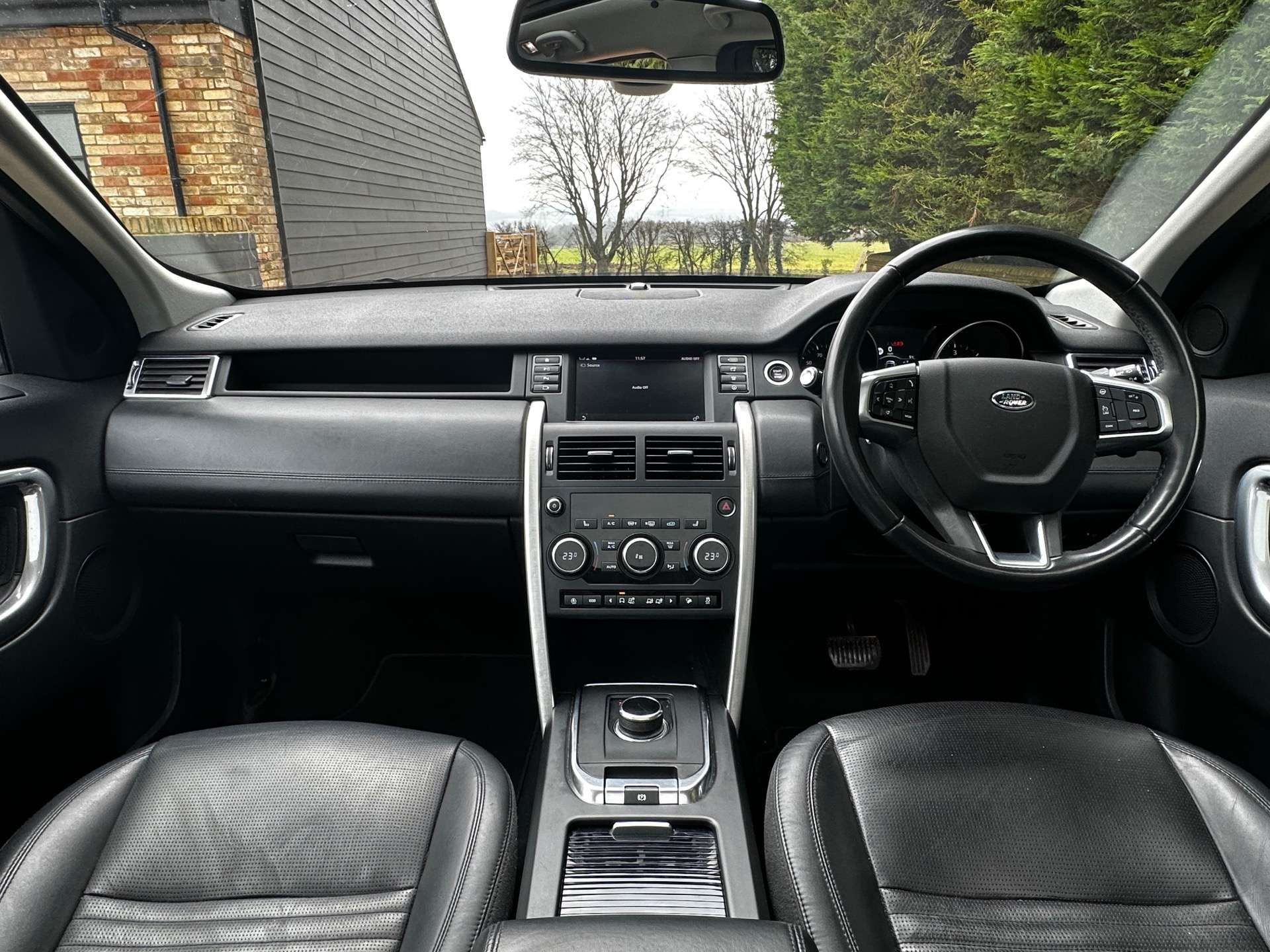 LAND ROVER DISCOVERY SPORT 2.0 Discovery Sport Luxury HSE SD4 Auto 4WD 5dr #37