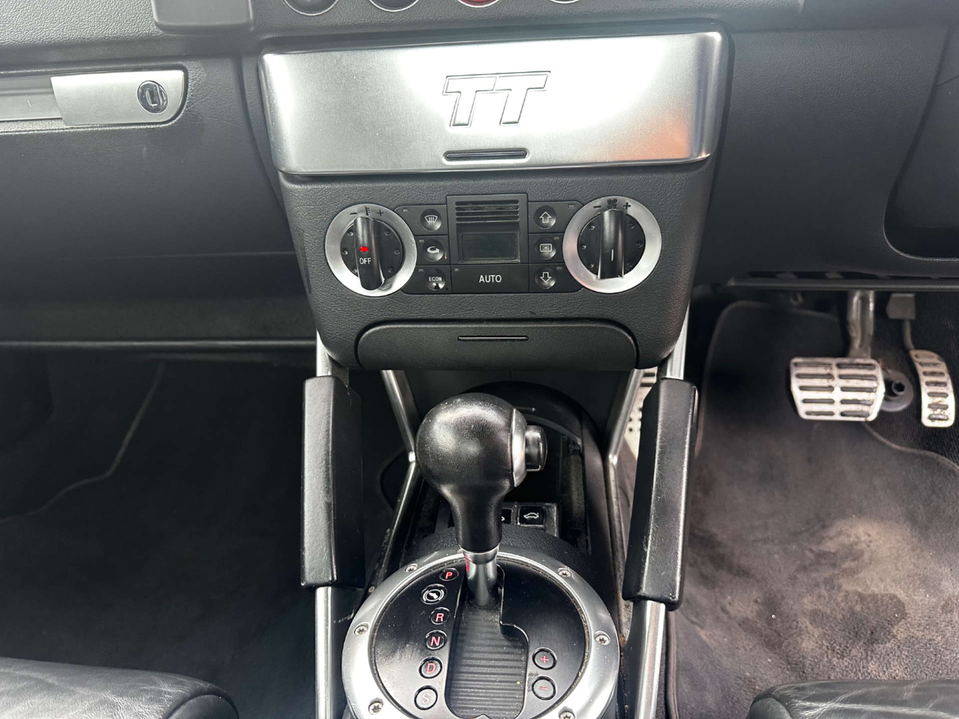 AUDI TT 1.8 TT T Auto 3dr #34