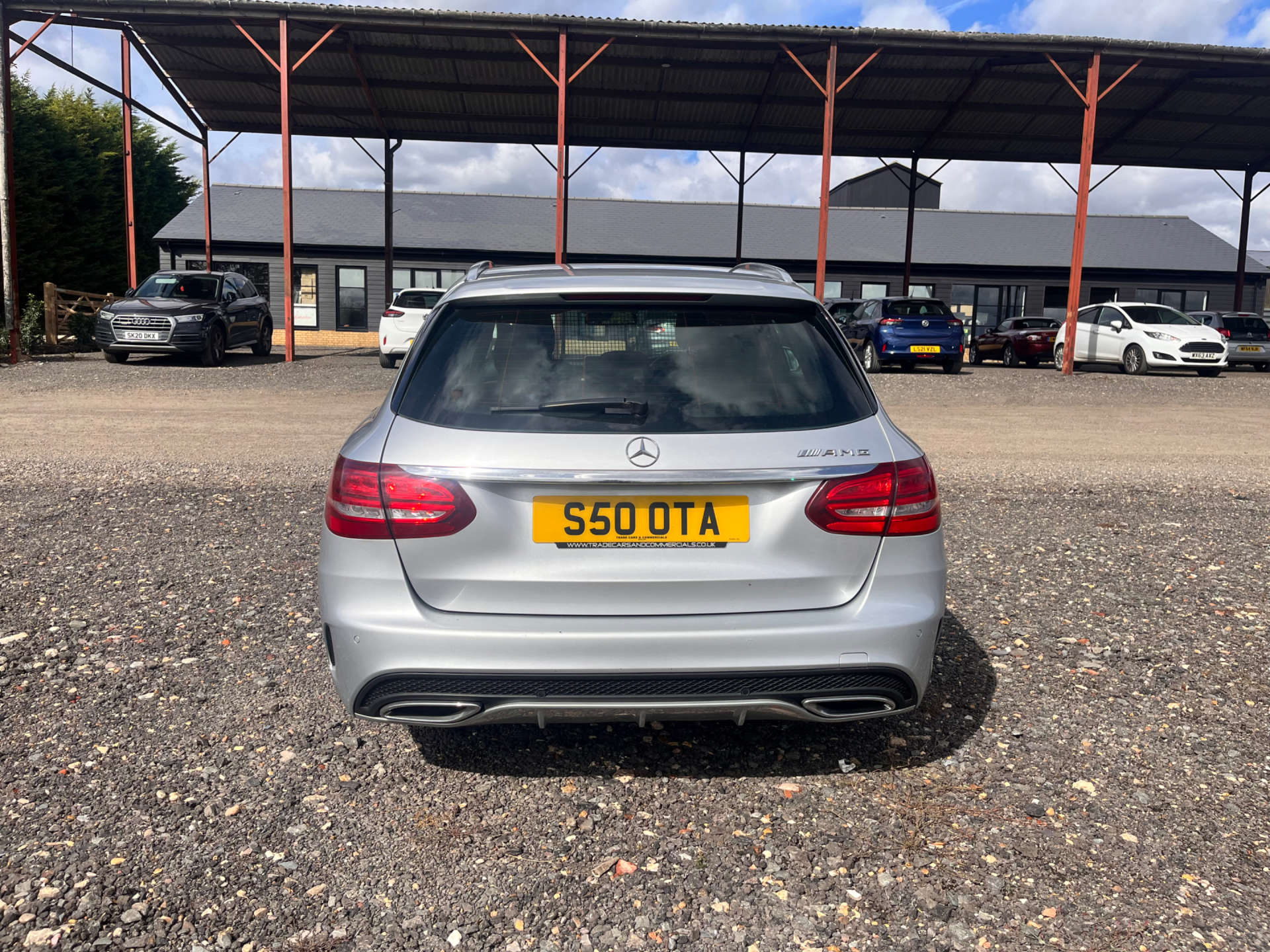 MERCEDES-BENZ C-CLASS 2.1 C220 AMG Line Premium+ Bluetec Auto 5dr #8