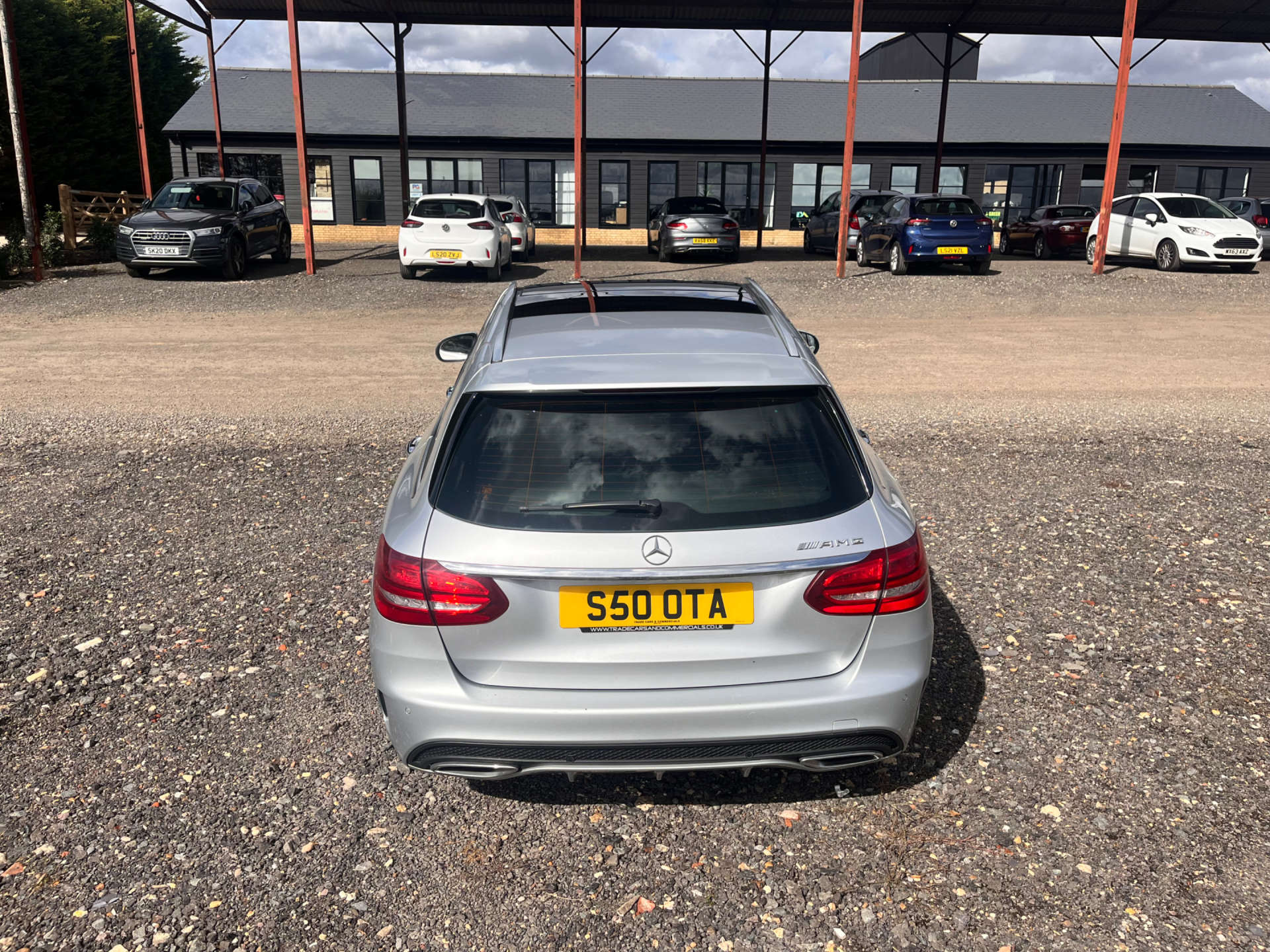 MERCEDES-BENZ C-CLASS 2.1 C220 AMG Line Premium+ Bluetec Auto 5dr #9