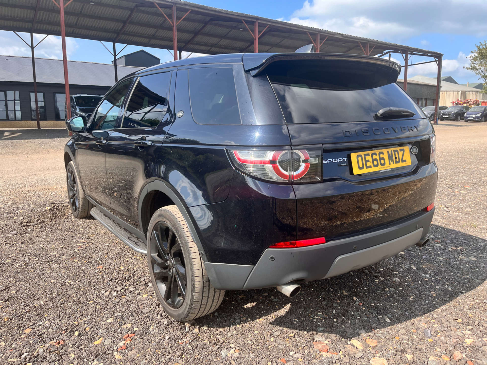 LAND ROVER DISCOVERY SPORT 2.0 Discovery Sport Luxury HSE TD4 Auto 4WD 5dr #10