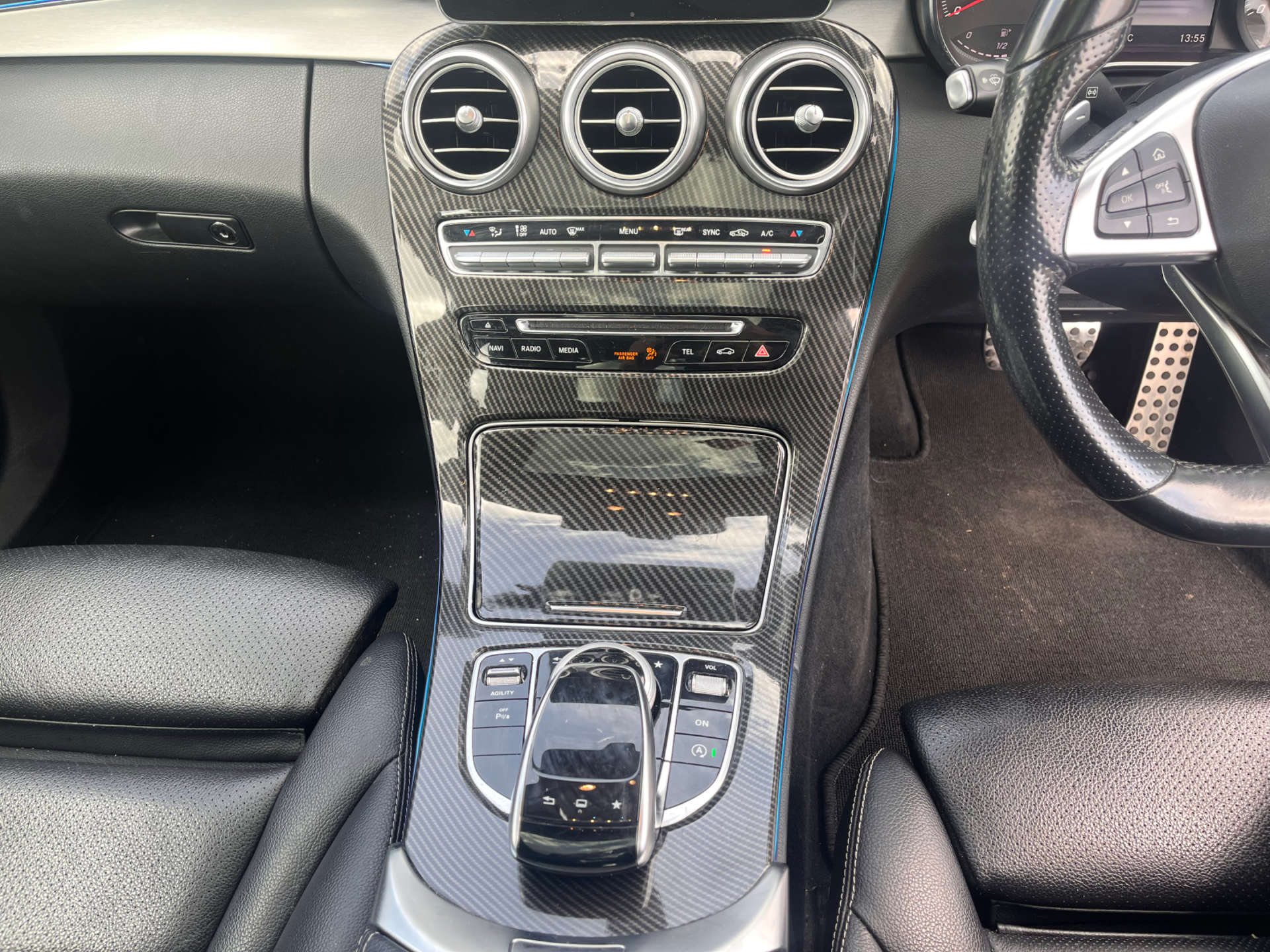 MERCEDES-BENZ C-CLASS 2.1 C220 AMG Line Premium+ Bluetec Auto 5dr #32