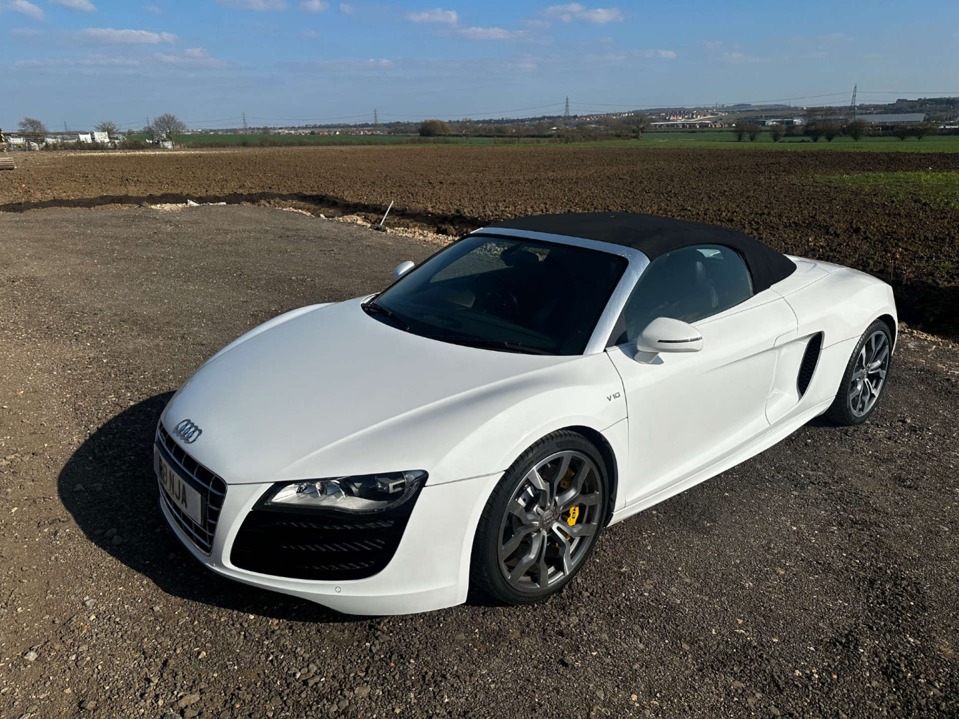 AUDI R8 5.2 R8 Spyder Quattro V10 Semi-Auto 4WD 2dr #13