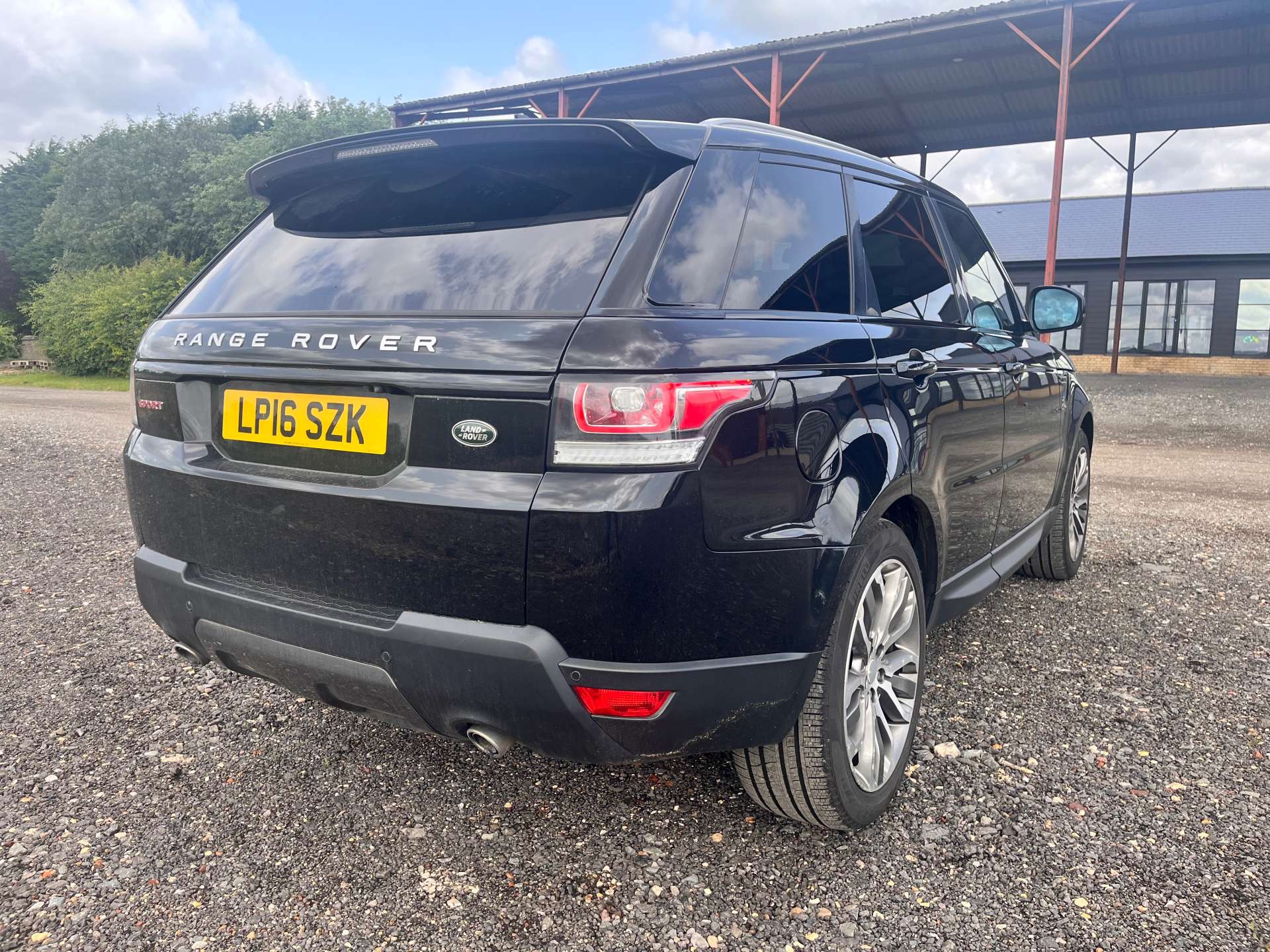 LAND ROVER RANGE ROVER SPORT 3.0 Range Rover Sport HSE Dynamic SDV6 Auto 4WD 5dr #4