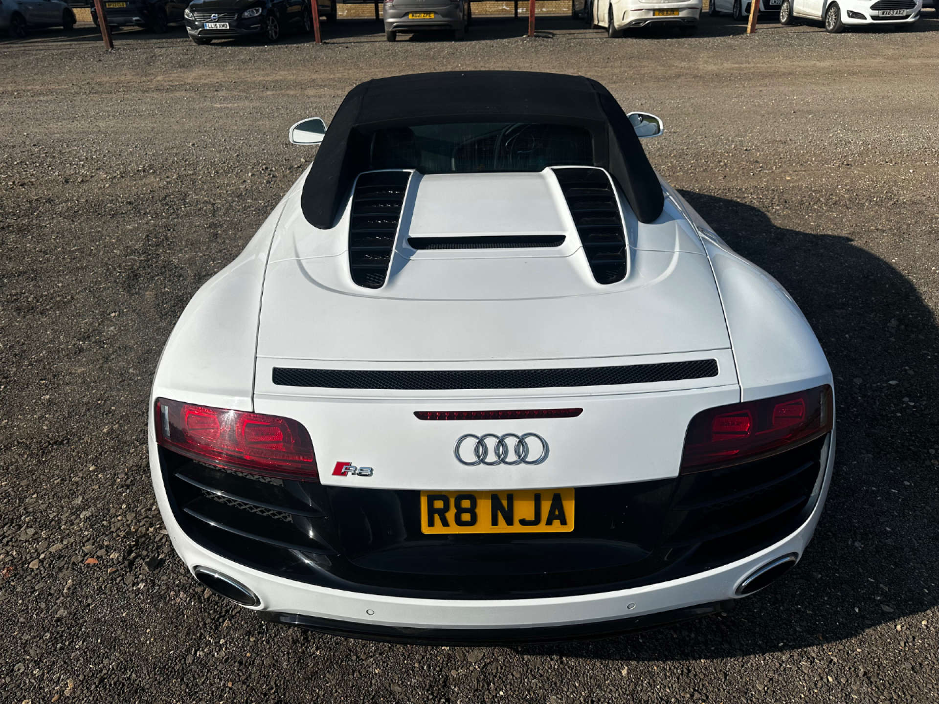 AUDI R8 5.2 R8 Spyder Quattro V10 Semi-Auto 4WD 2dr #20