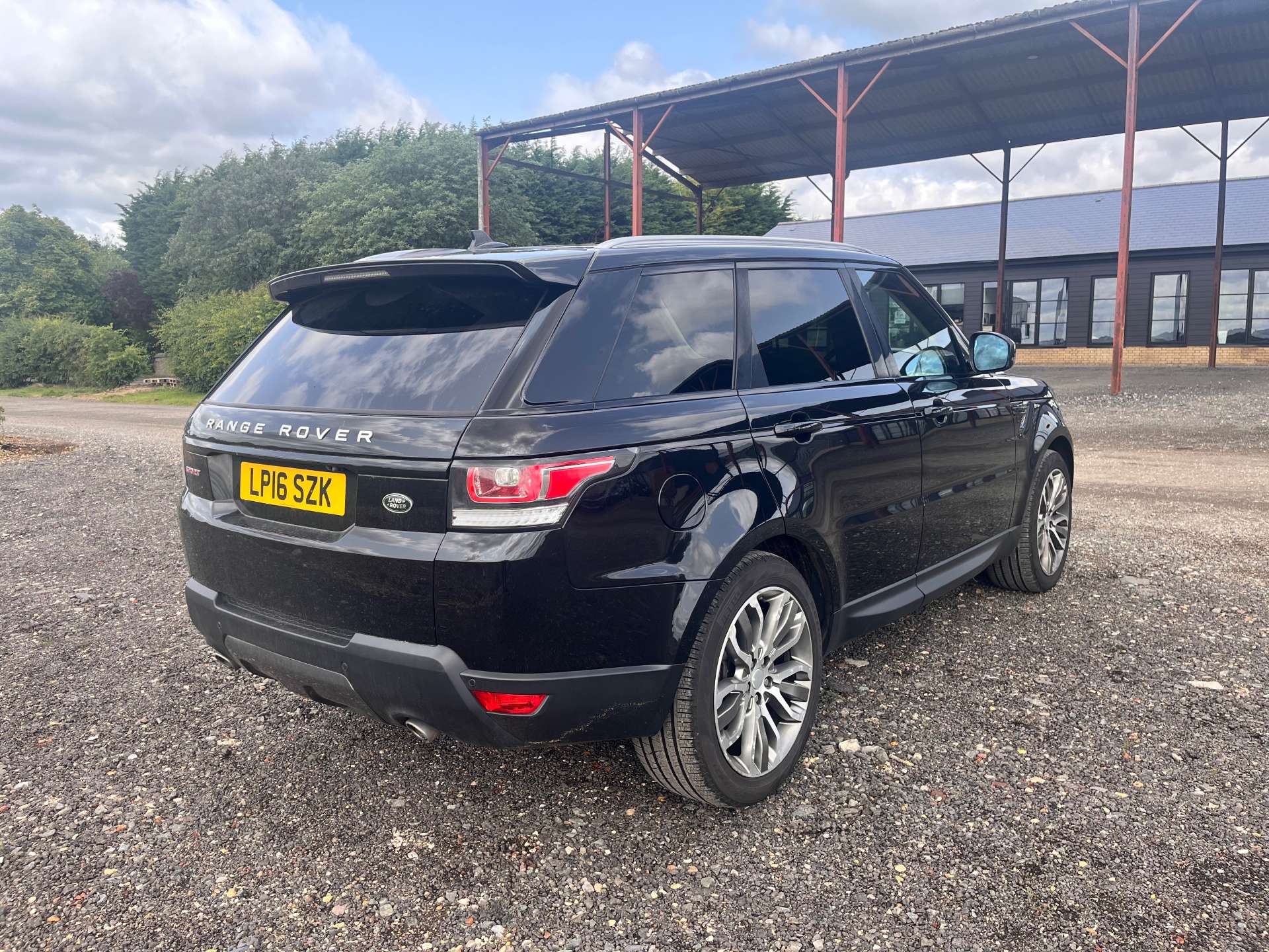 LAND ROVER RANGE ROVER SPORT 3.0 Range Rover Sport HSE Dynamic SDV6 Auto 4WD 5dr #17
