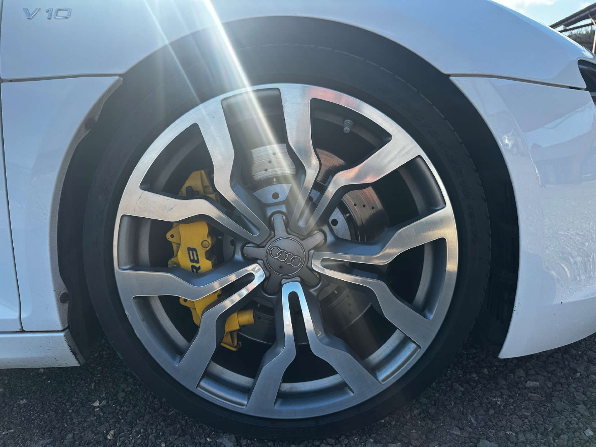AUDI R8 5.2 R8 Spyder Quattro V10 Semi-Auto 4WD 2dr #38