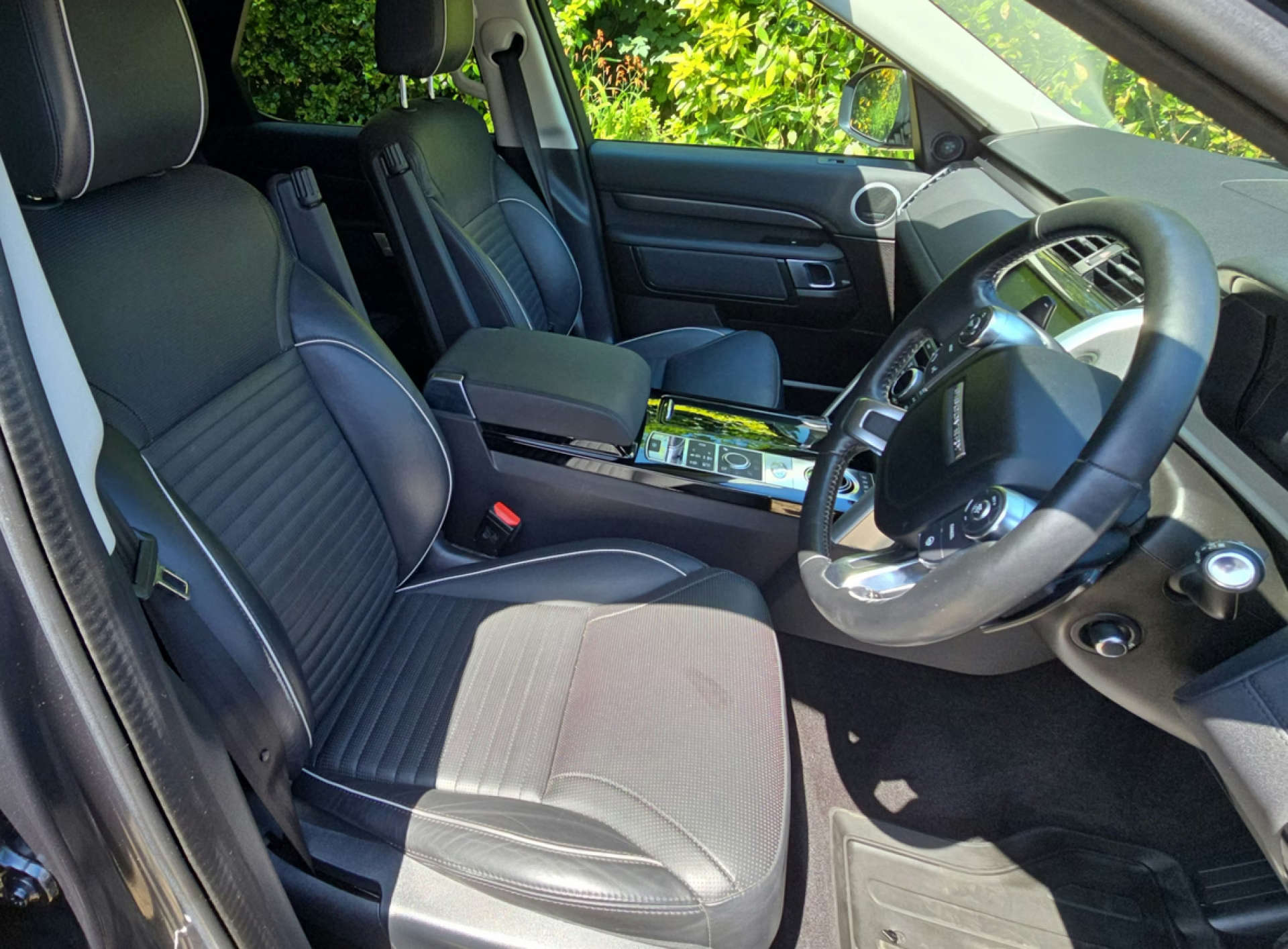LAND ROVER DISCOVERY 2.0 Discovery HSE SD4 Auto 4WD 5dr #2
