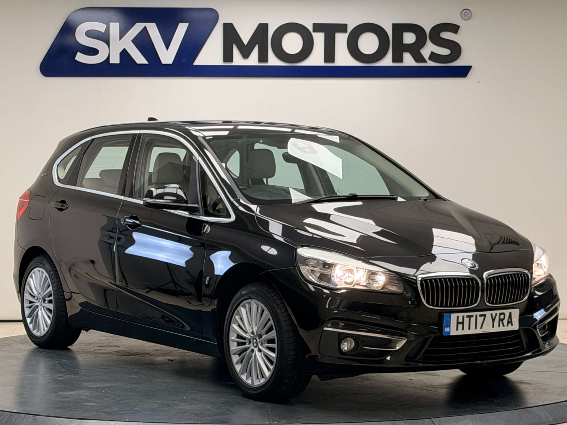 2017 BMW 2 Series — photo 1