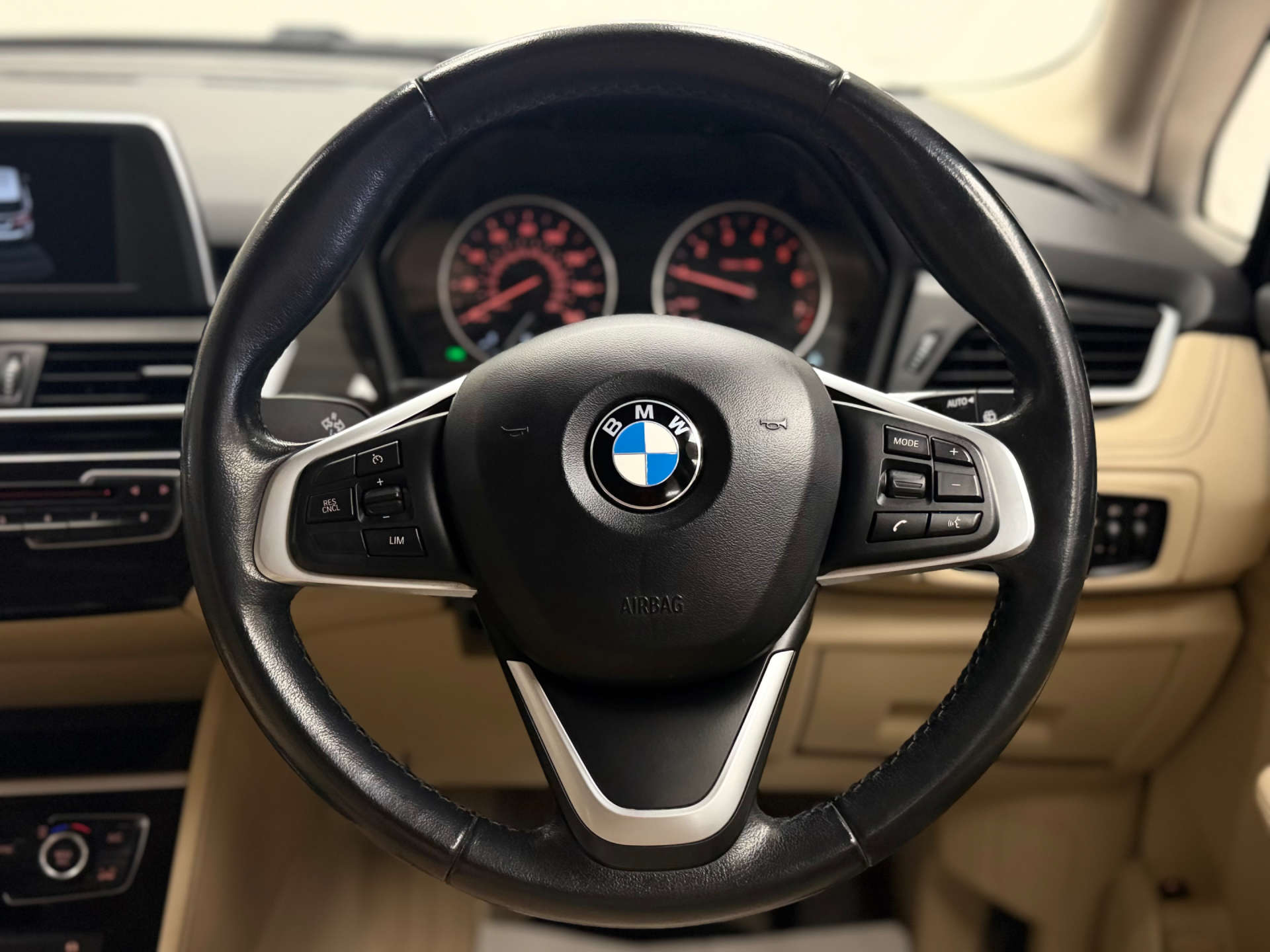 2017 BMW 2 Series thumbnail 6