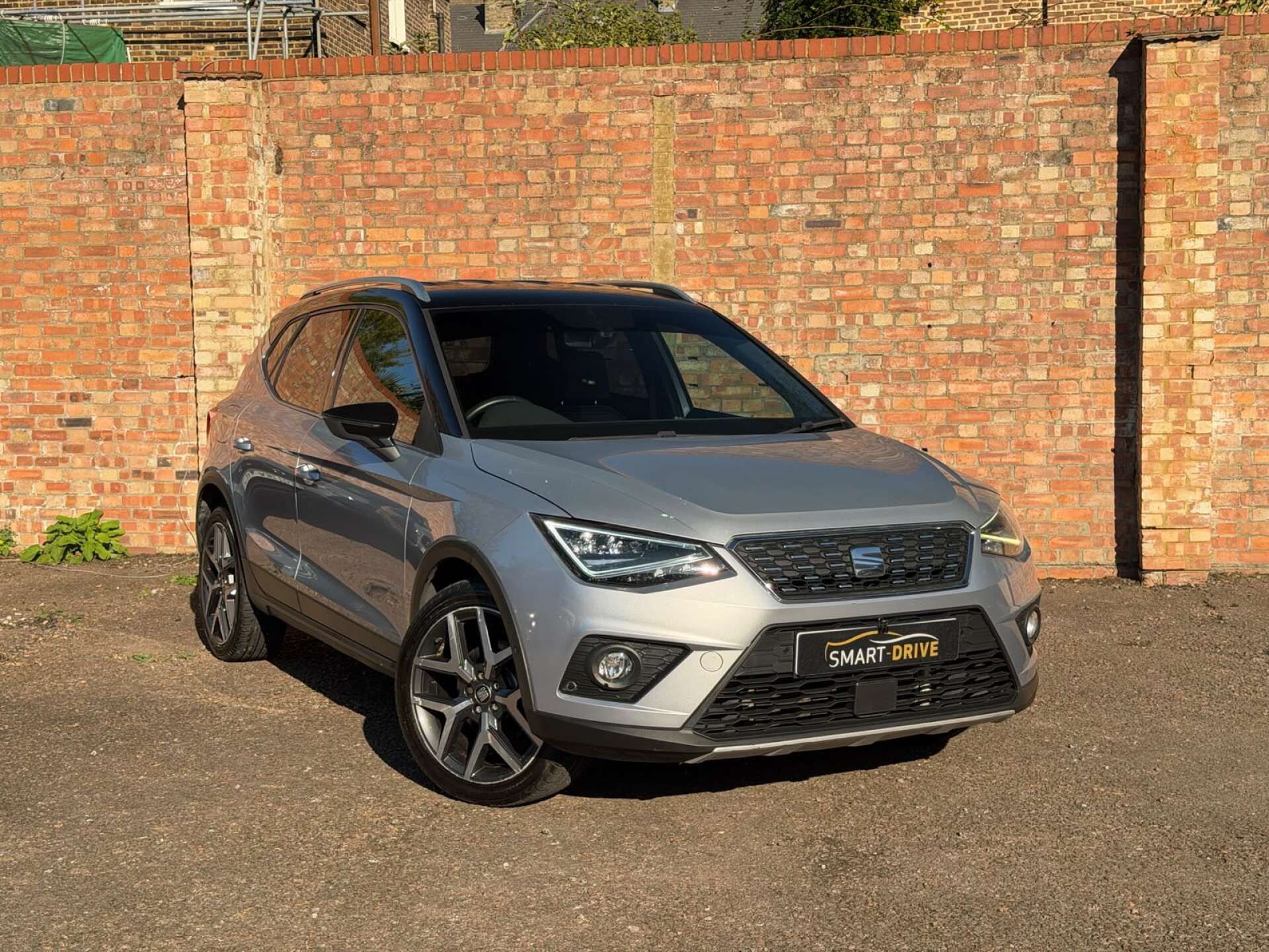 Silver 2019 Seat Arona Hatchback Front-wheel drive Automatic