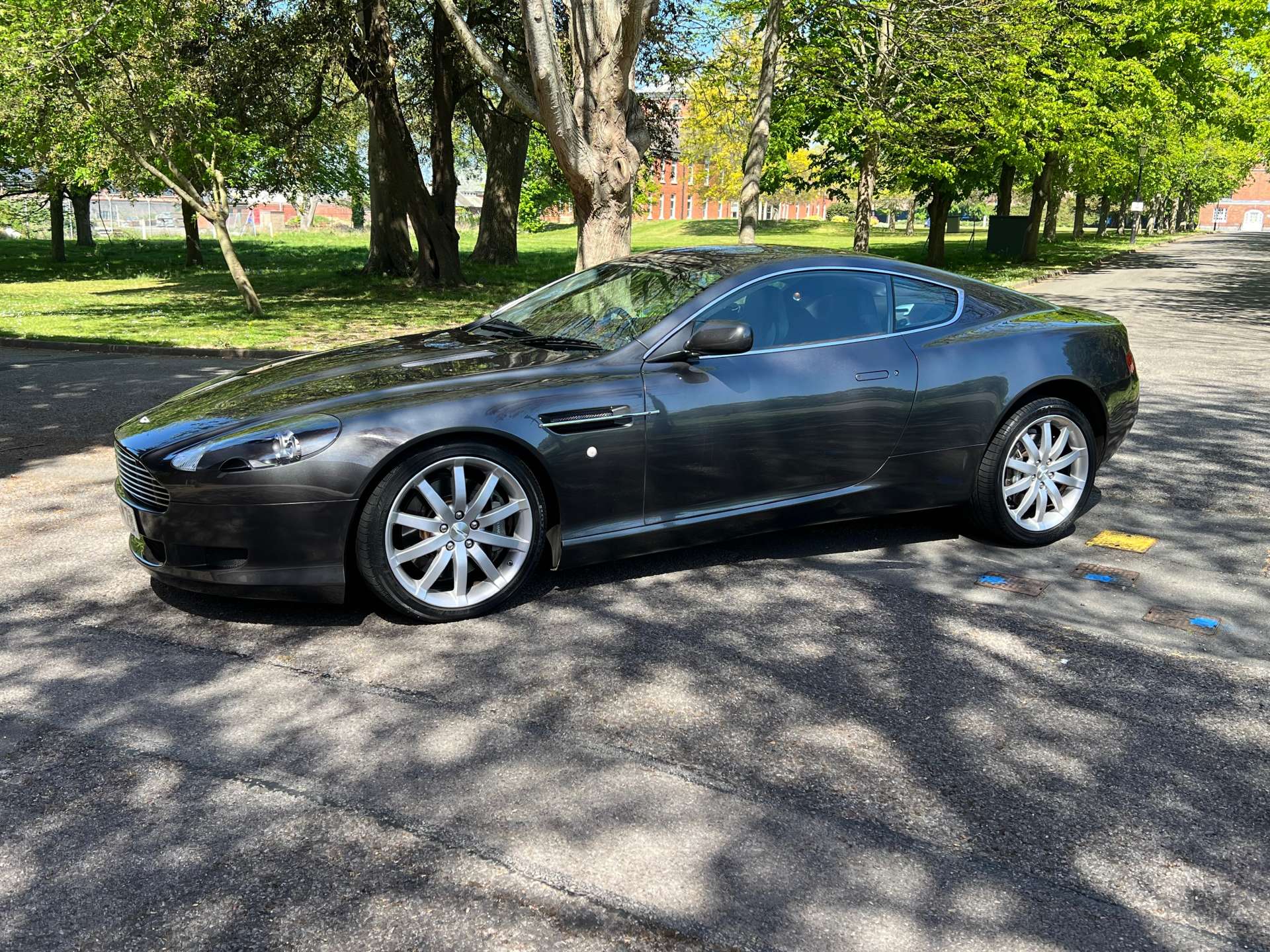 ASTON MARTIN DB9 5.9 DB9 Auto 2dr #2