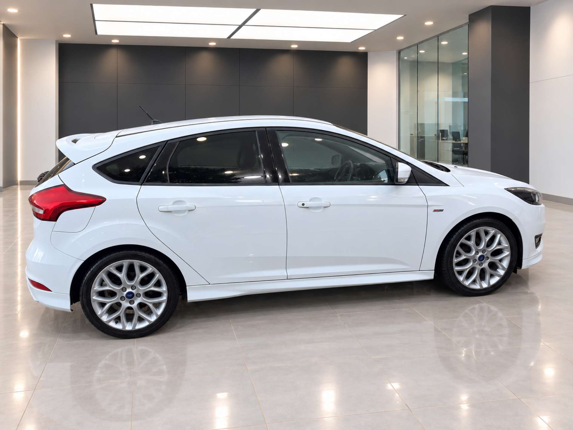 FORD FOCUS 1.0 Focus ST-Line 5dr #8