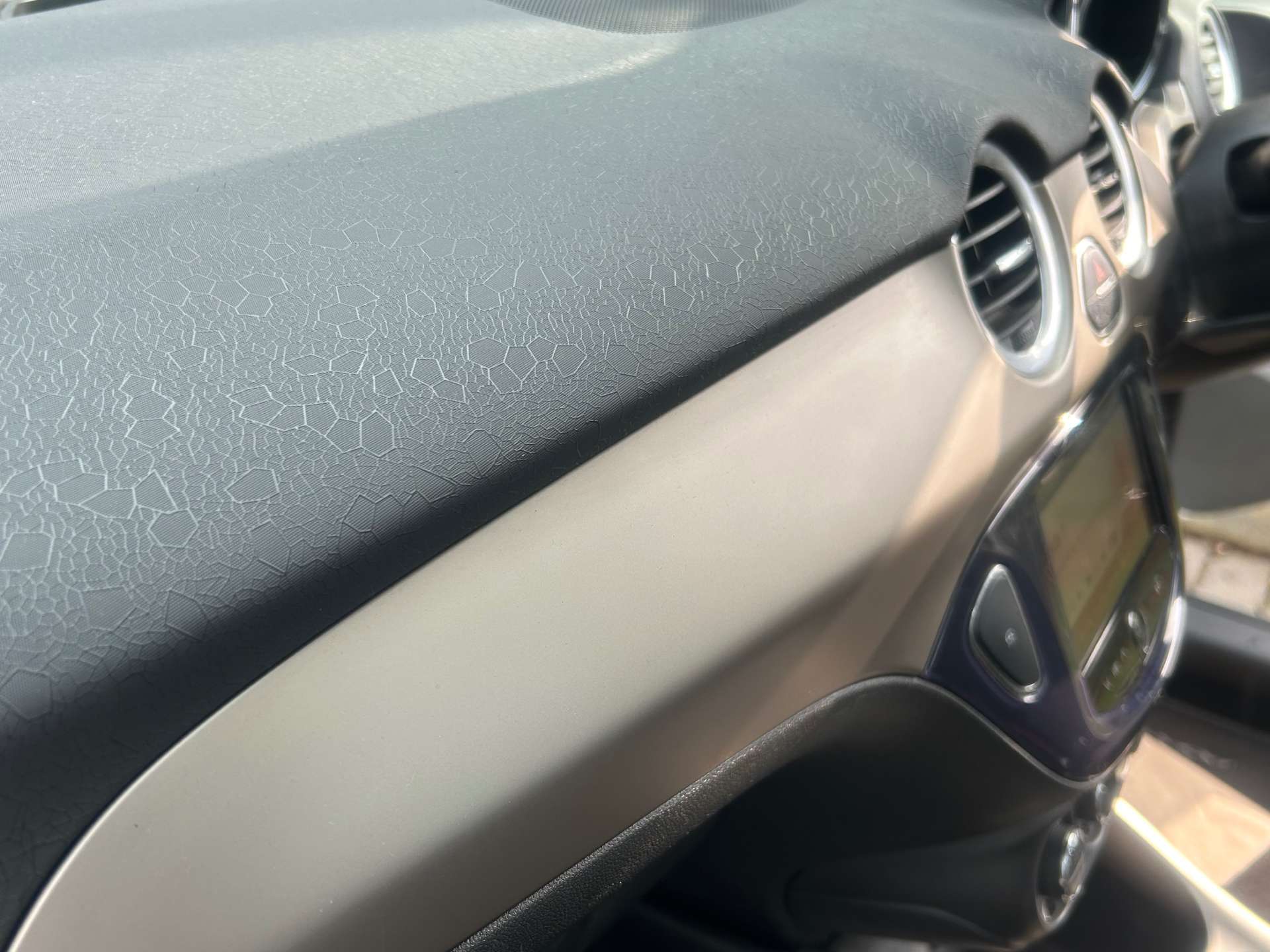 VAUXHALL ADAM 1.2 Adam Glam 3dr #20