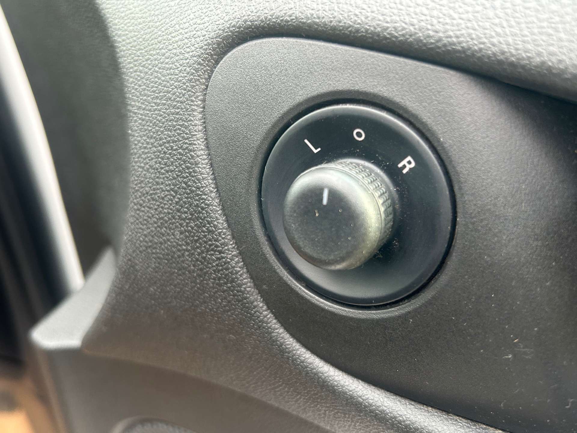 VAUXHALL ADAM 1.2 Adam Glam 3dr #24