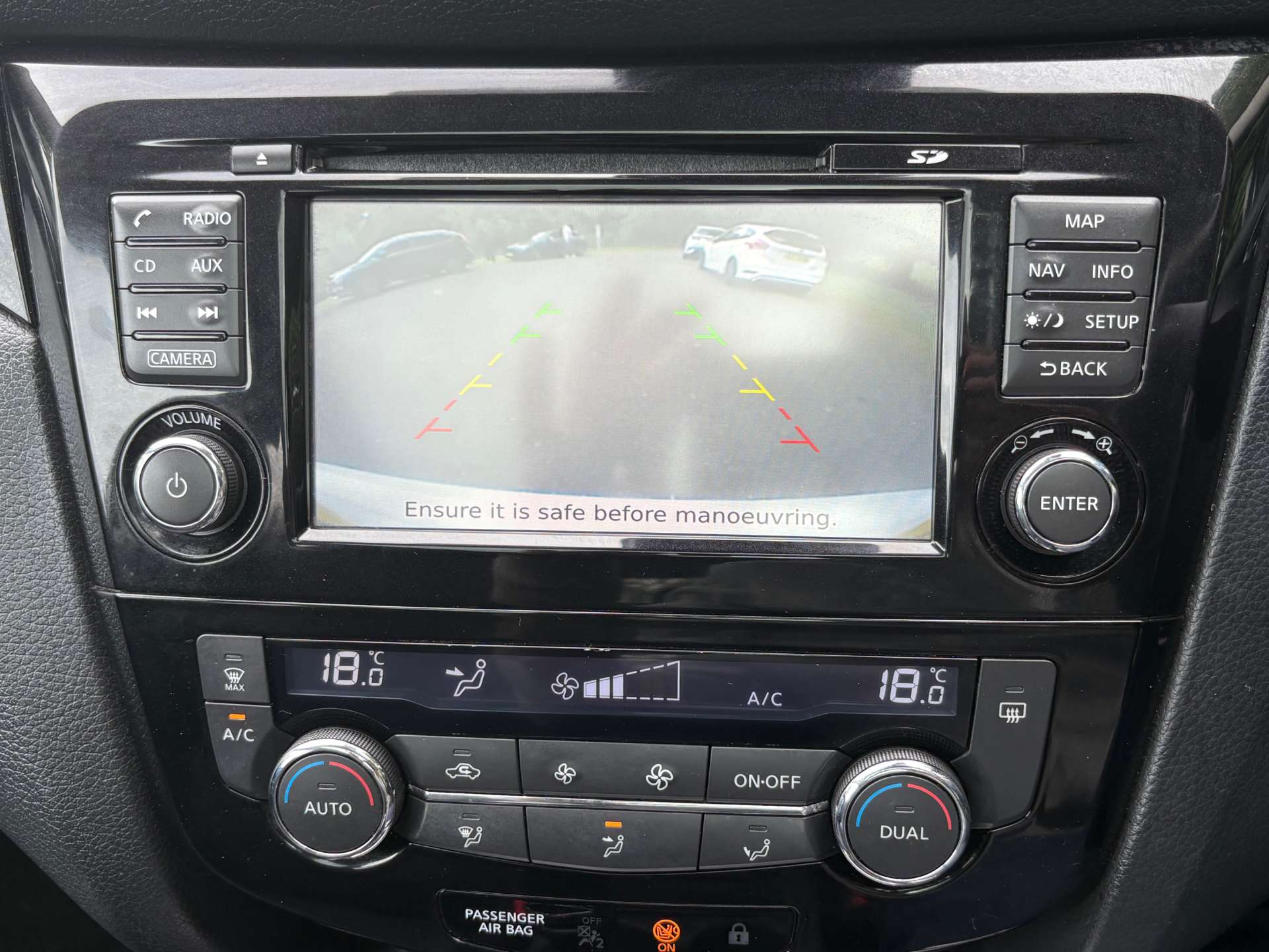 NISSAN QASHQAI 1.2 Qashqai Acenta Premium DiG-T 5dr #11
