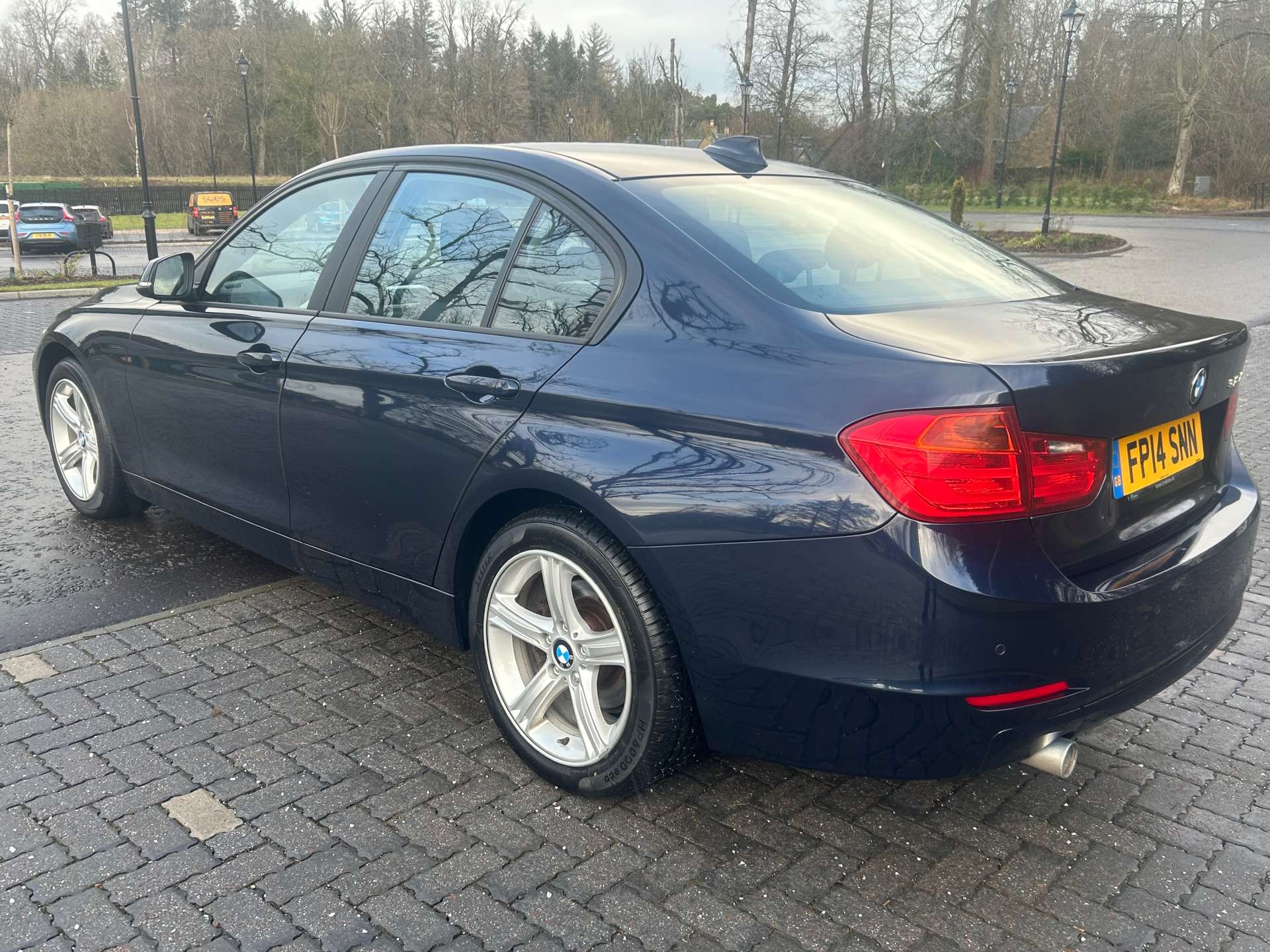 BMW 3 SERIES 2.0 318d SE 4dr #4