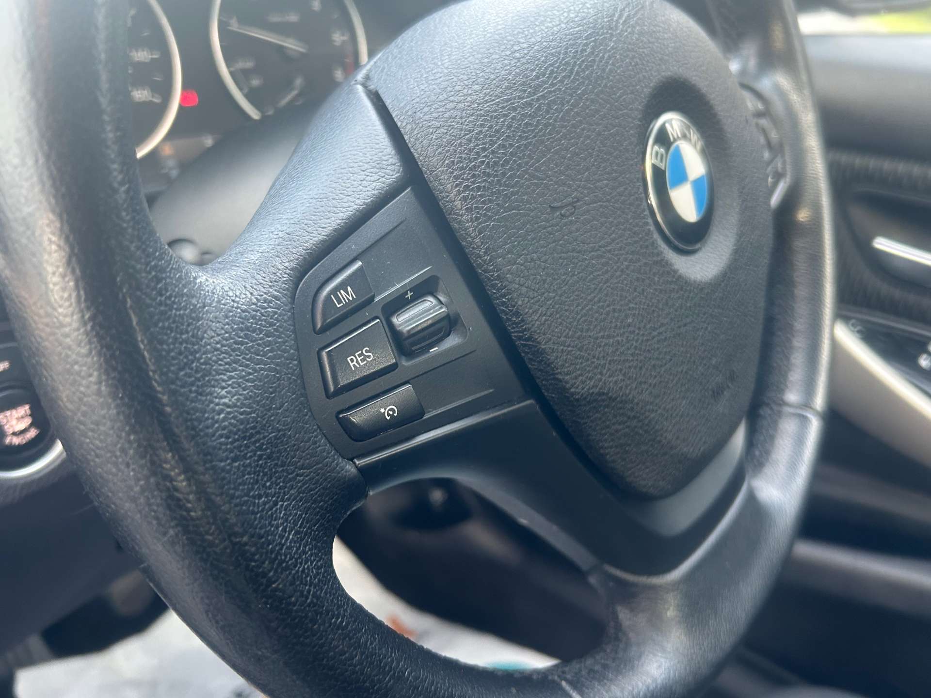 BMW 3 SERIES 2.0 318d SE 4dr #18