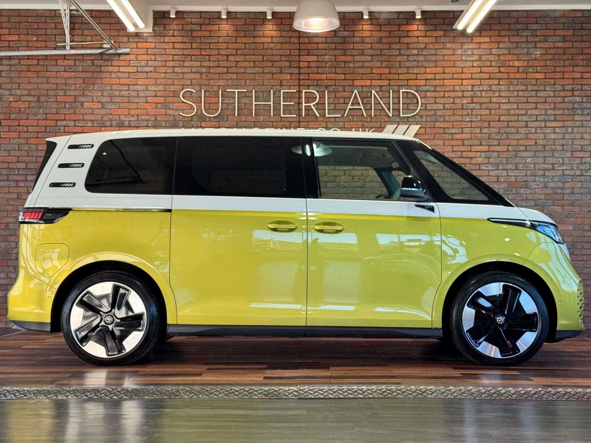 VOLKSWAGEN ID.BUZZ ID Buzz 1st Edition 5dr #2