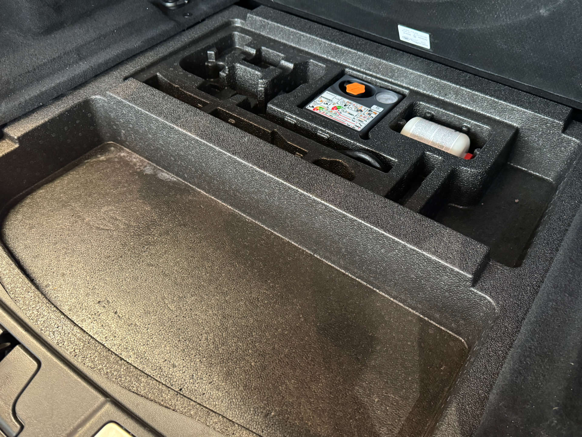 LAND ROVER RANGE ROVER EVOQUE 1.5 Range Rover Evoque R-Dynamic SE P300e Auto 4WD 5dr #23