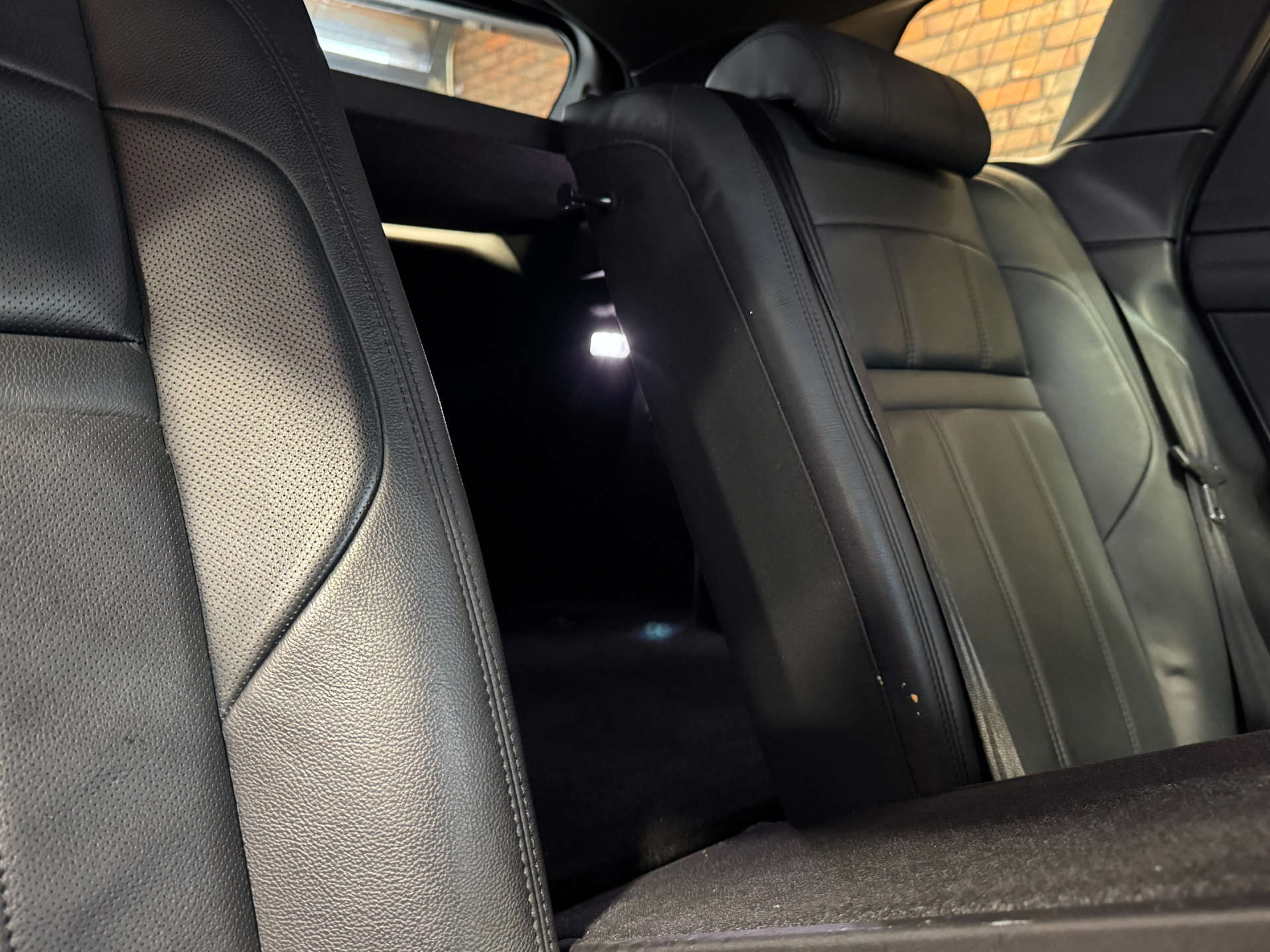 LAND ROVER RANGE ROVER EVOQUE 1.5 Range Rover Evoque R-Dynamic SE P300e Auto 4WD 5dr #25