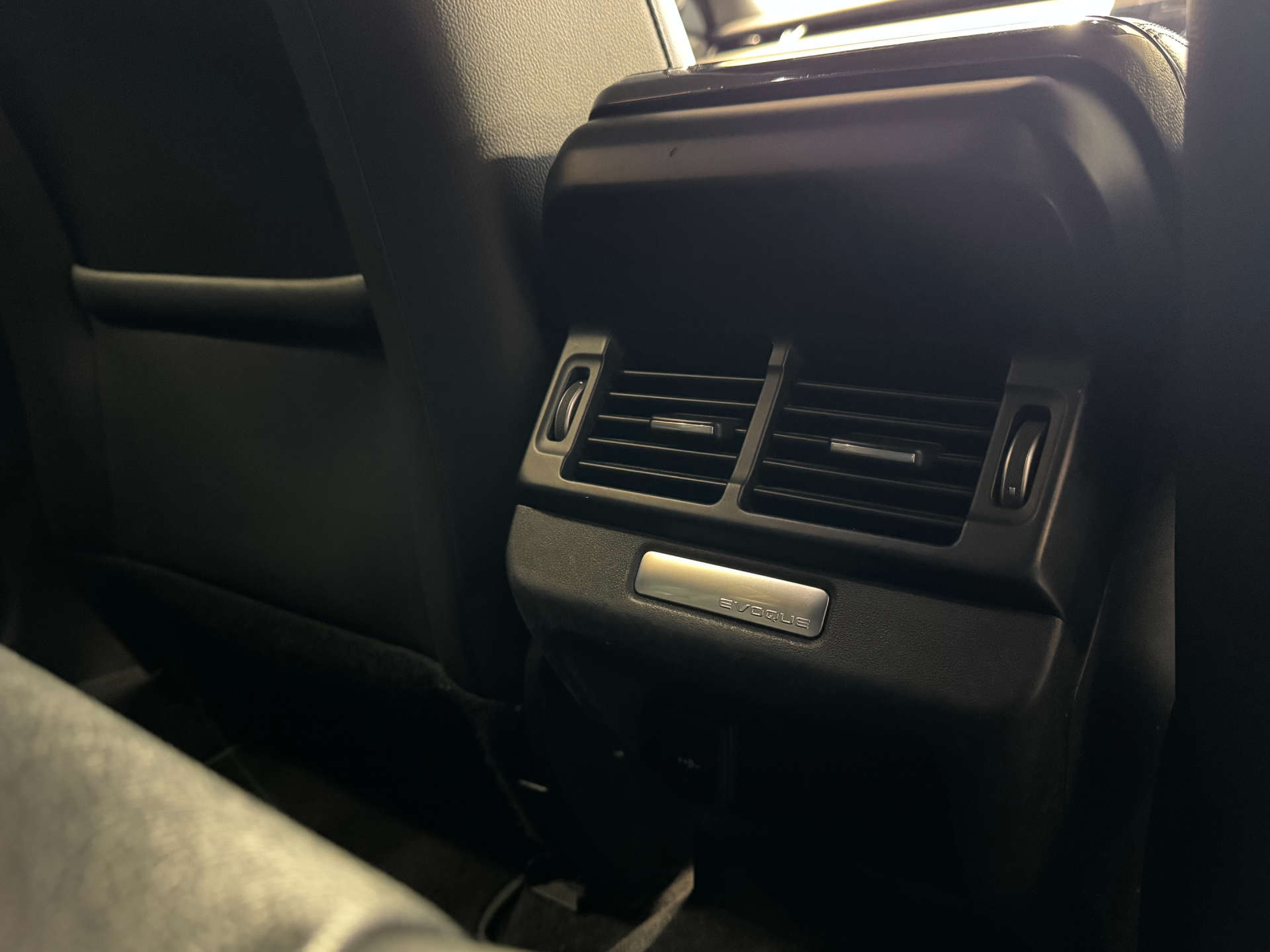 LAND ROVER RANGE ROVER EVOQUE 1.5 Range Rover Evoque R-Dynamic SE P300e Auto 4WD 5dr #27