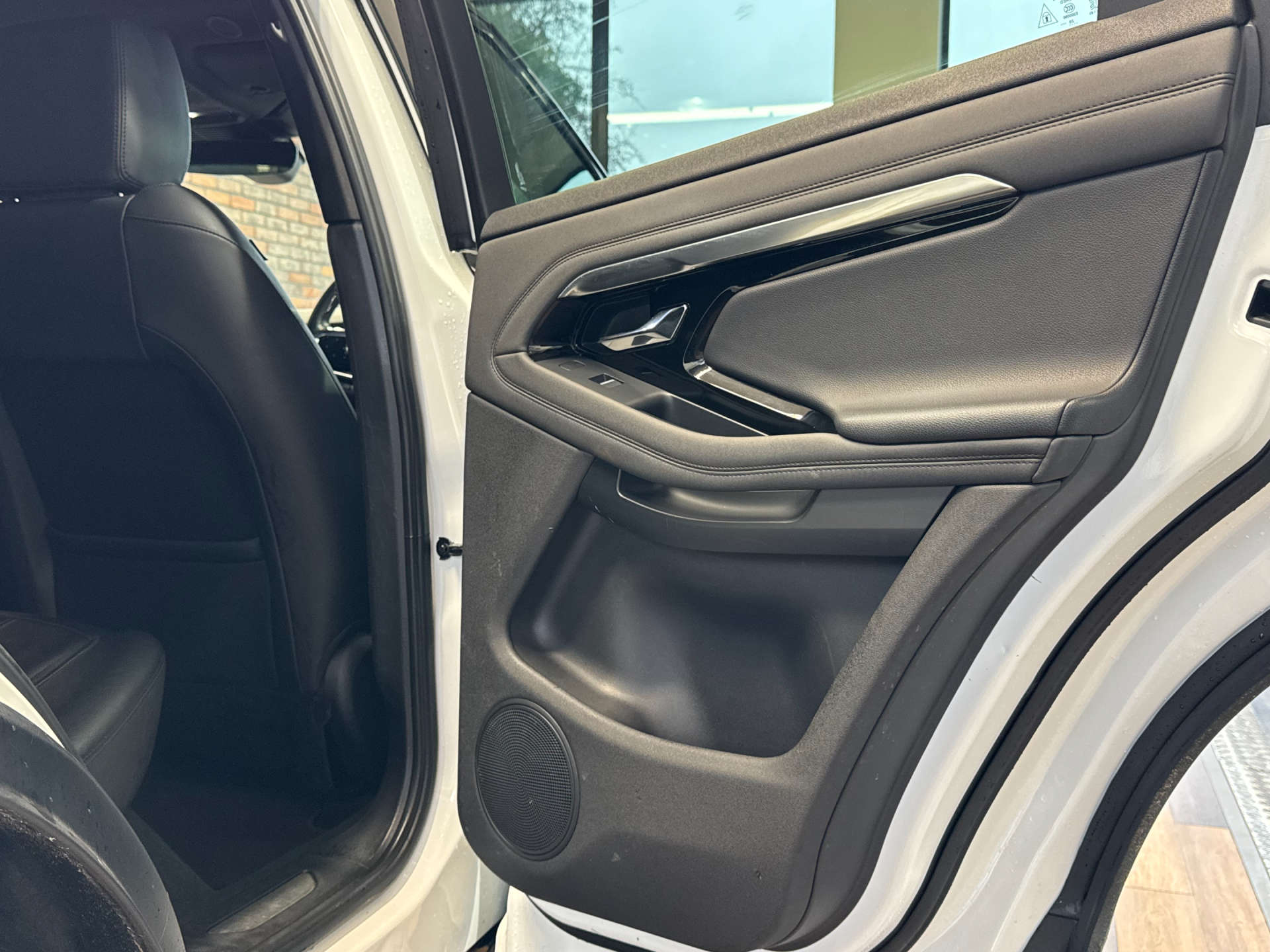 LAND ROVER RANGE ROVER EVOQUE 1.5 Range Rover Evoque R-Dynamic SE P300e Auto 4WD 5dr #28