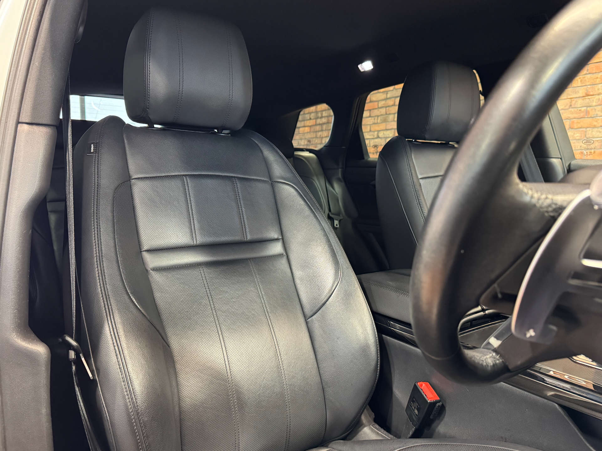 LAND ROVER RANGE ROVER EVOQUE 1.5 Range Rover Evoque R-Dynamic SE P300e Auto 4WD 5dr #30