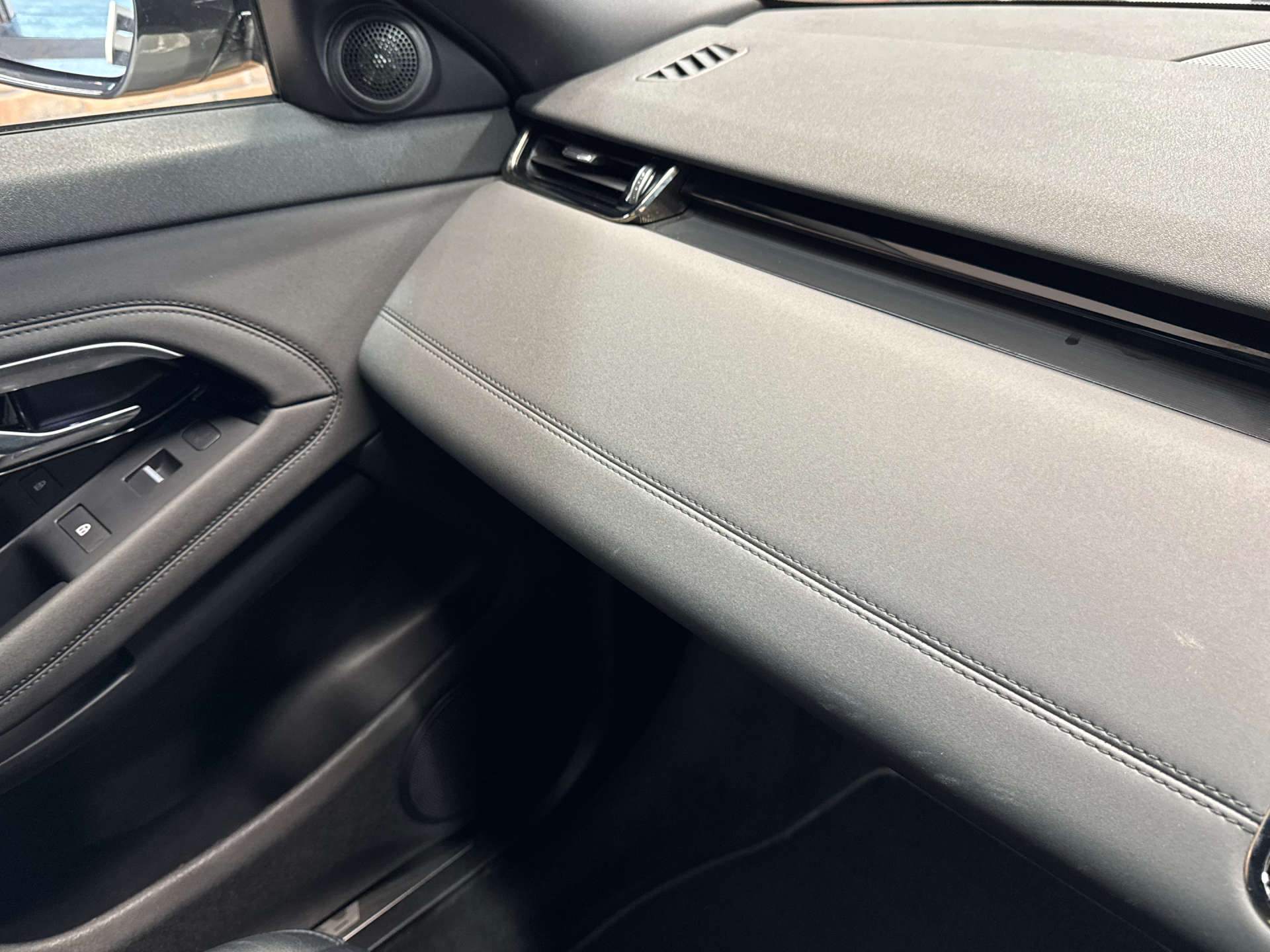 LAND ROVER RANGE ROVER EVOQUE 1.5 Range Rover Evoque R-Dynamic SE P300e Auto 4WD 5dr #40